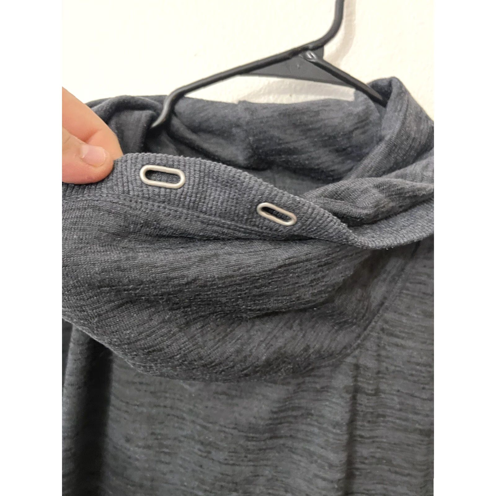 Athleta Athleta Sweatshirt Women M Gray Pullover Cowl Neck Activewear Knit Polyester Spandex 69114 Athletic Outdoor Womens Size M / US 6-8 / IT 42-44 - 4 Thumbnail