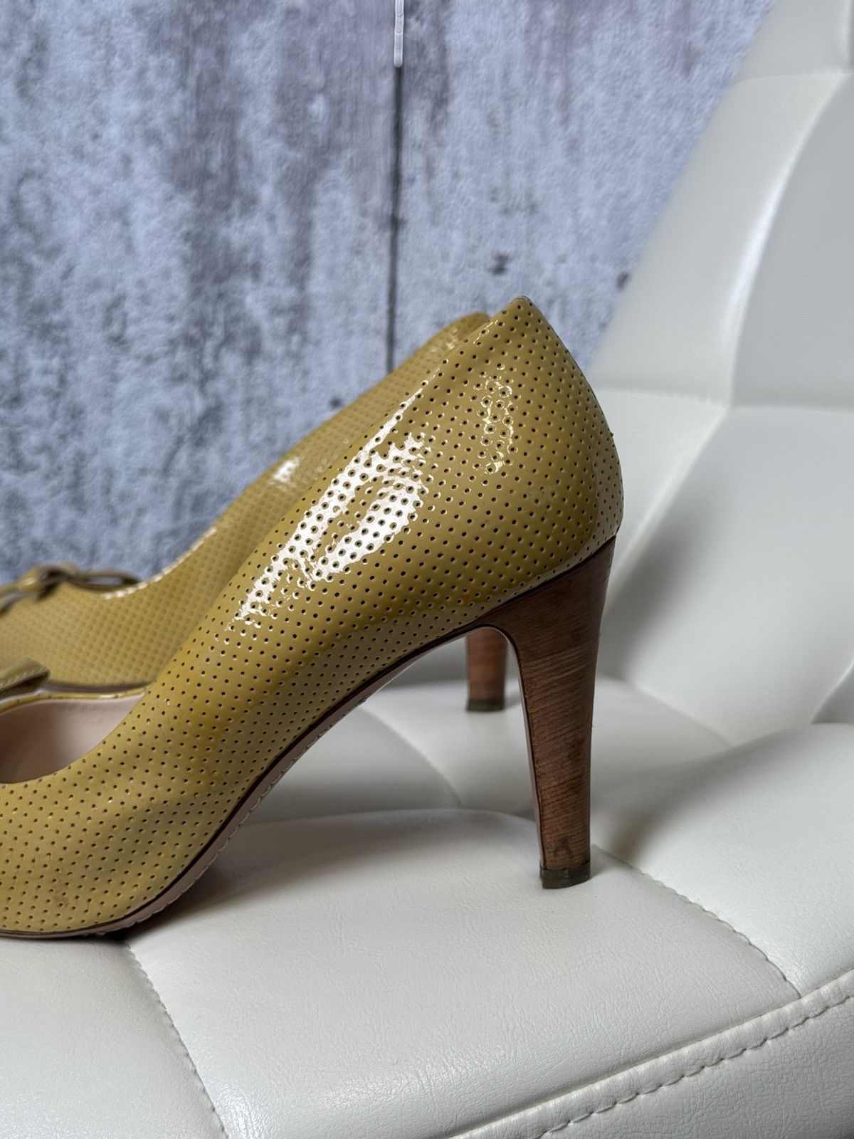 Prada Prada Sport Yellow Perforated Leather Bow Wooden Heel Pumps Size US 8 / IT 38 - 13 Thumbnail