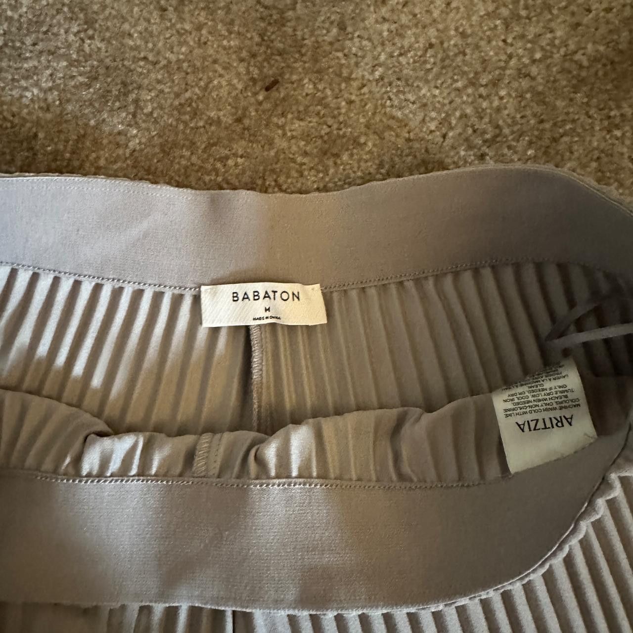 Aritzia Originally $98 // Aritzia Skilled Pant Babaton (Ashen Gray) Size 28" / US 6 / IT 42 - 4 Thumbnail