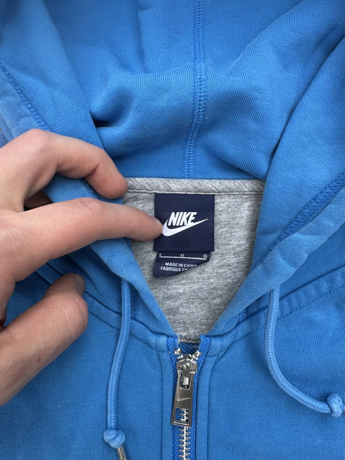 Nike Vintage Nike Mini Swoosh Zip Hoodie Y2K Size US L / EU 52-54 / 3 - 5 Thumbnail