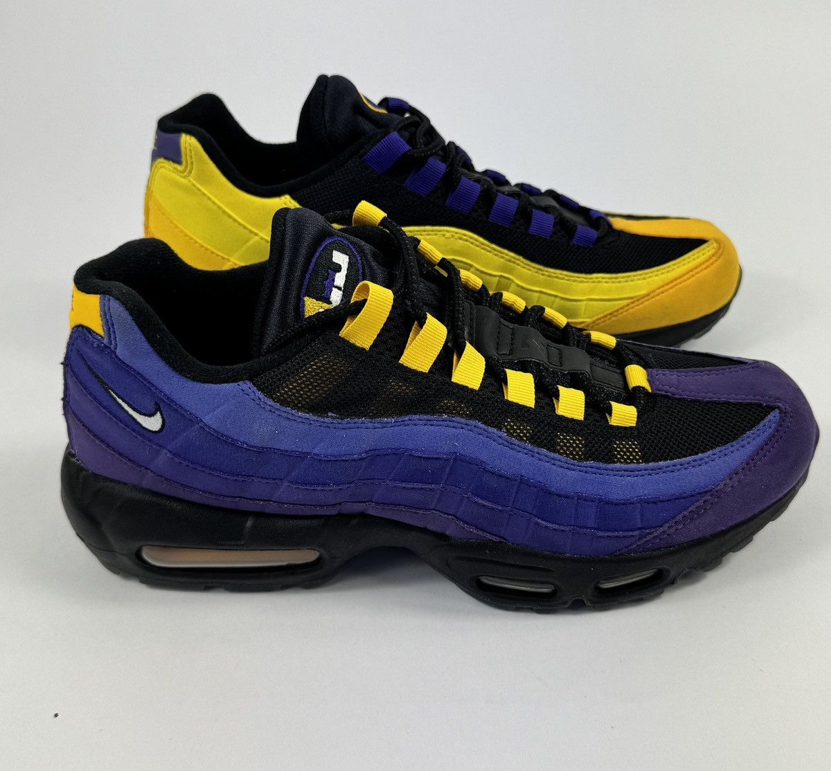 Nike NIKE AIR MAX 95 LEBRON LAKERS SNEAKERS Size US 9 / EU 42 - 2 Thumbnail
