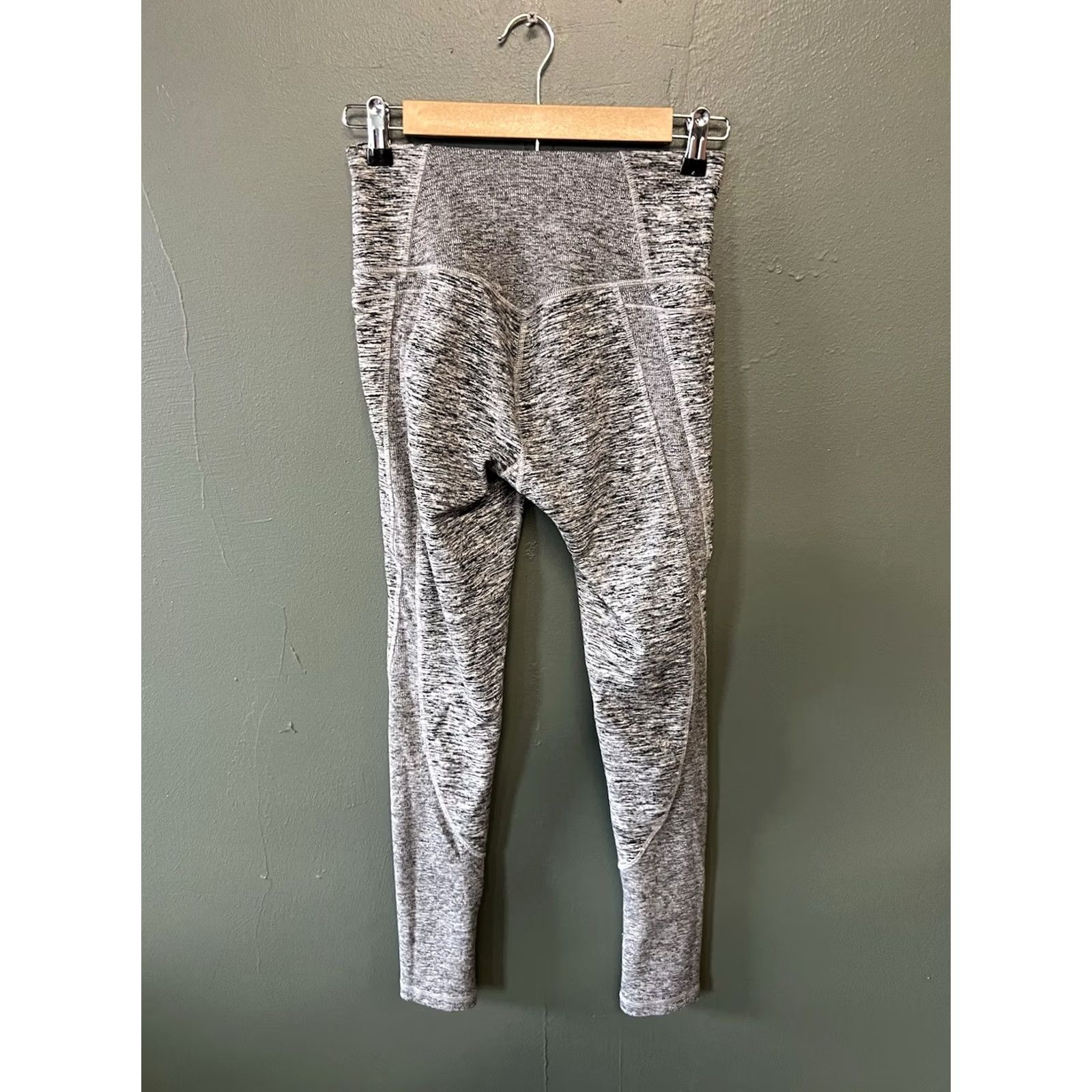Vintage CALIA Womens Gray Cropped Leggings Size S Pull On Fitness Activewear Size 28" / US 6 / IT 42 - 2 Thumbnail