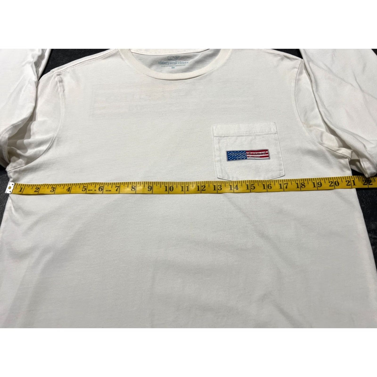 Vineyard Vines Vineyard Vines Long-Sleeve Box Pocket T-Shirt M Men White - M Womens? No, Men. Size US M / EU 48-50 / 2 - 7 Thumbnail
