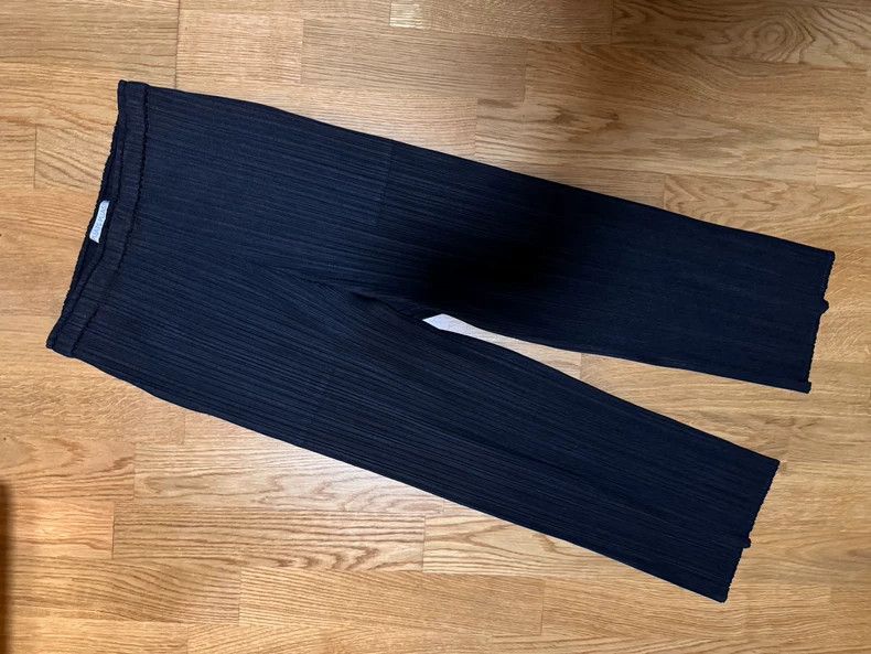 Issey Miyake issey miyake size:4 Black capri pants 2505-Nextarrow Size US 26 / EU 42 - 3 Thumbnail