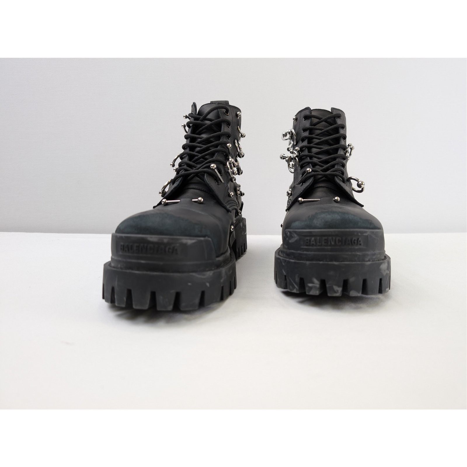 Balenciaga o1rshd1 Leather Strike Piercing Boots in Black/Silver Size US 13 / EU 46 - 8 Thumbnail