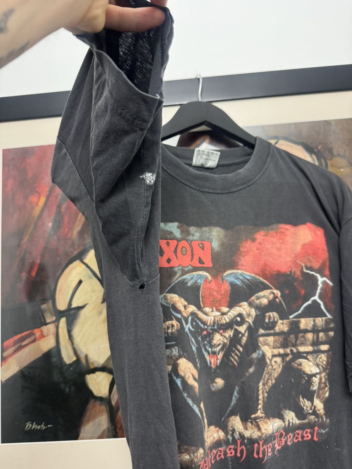 Band Tees Saxon 1998 Unleash The Beast Tour Heavy Metal Band Tee Wash Size US XL / EU 56 / 4 - 6 Thumbnail