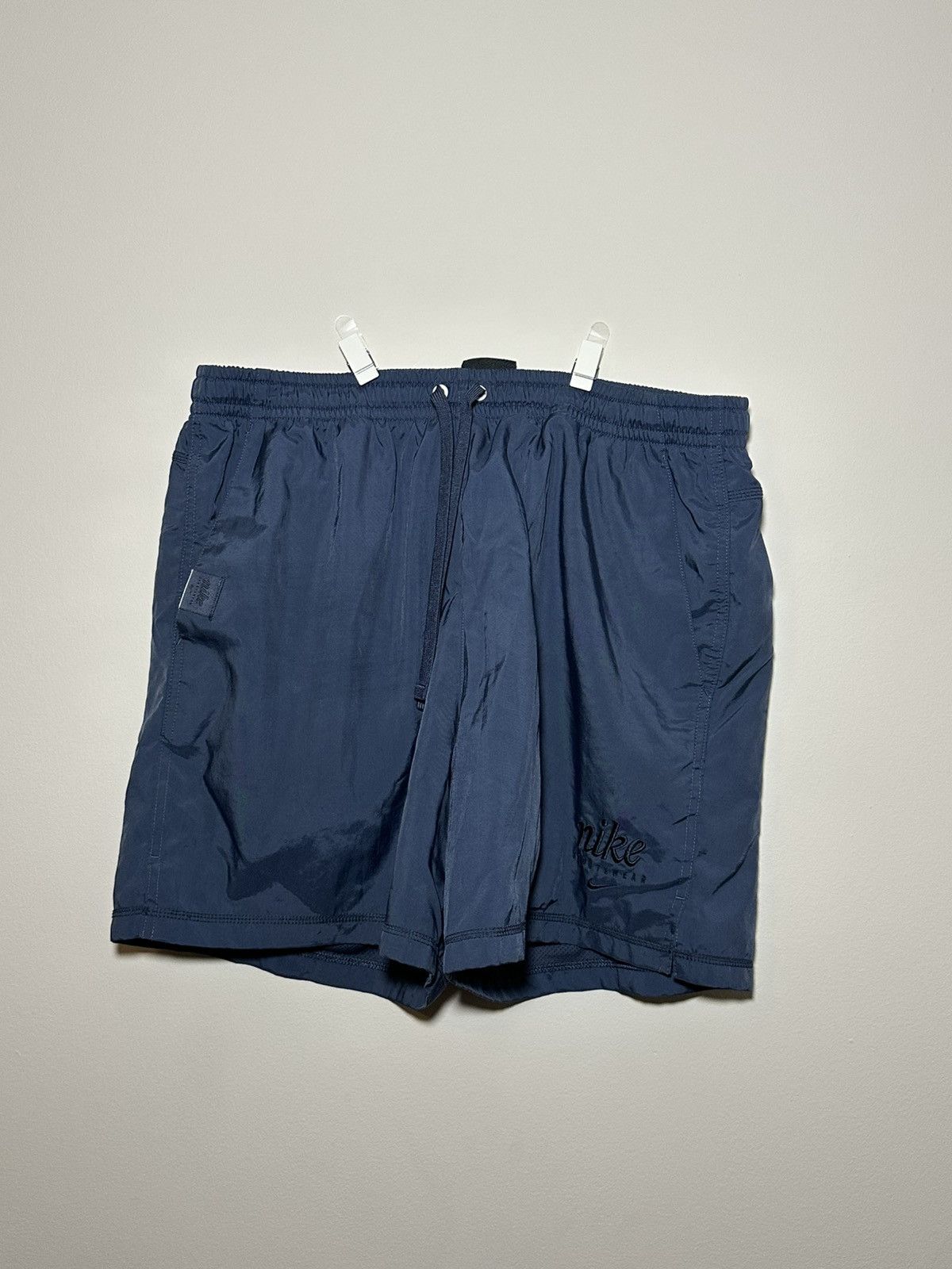 Nike Vintage Nike Navy Blue Sportswear Shorts Size US 38 / EU 54 - 1 Thumbnail