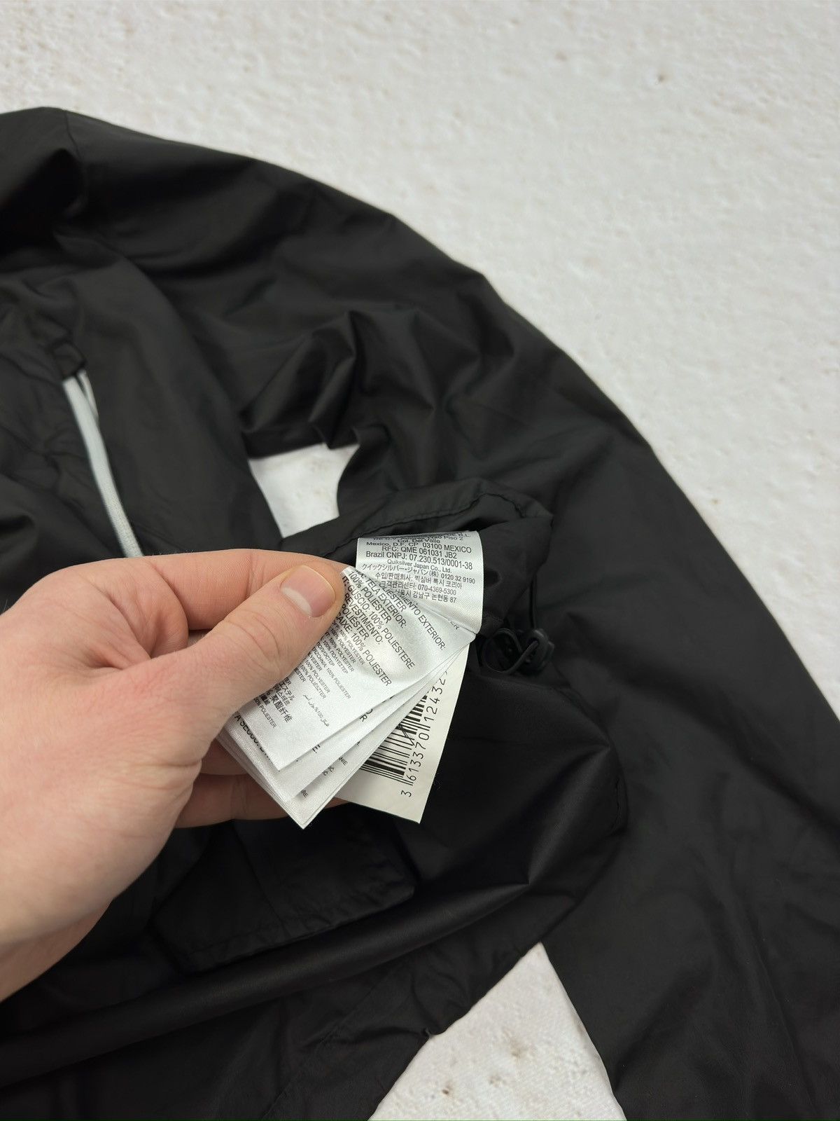 Other Vintage Quiksilver Y2K streetwear nylon jacket Size US S / EU 44-46 / 1 - 8 Thumbnail