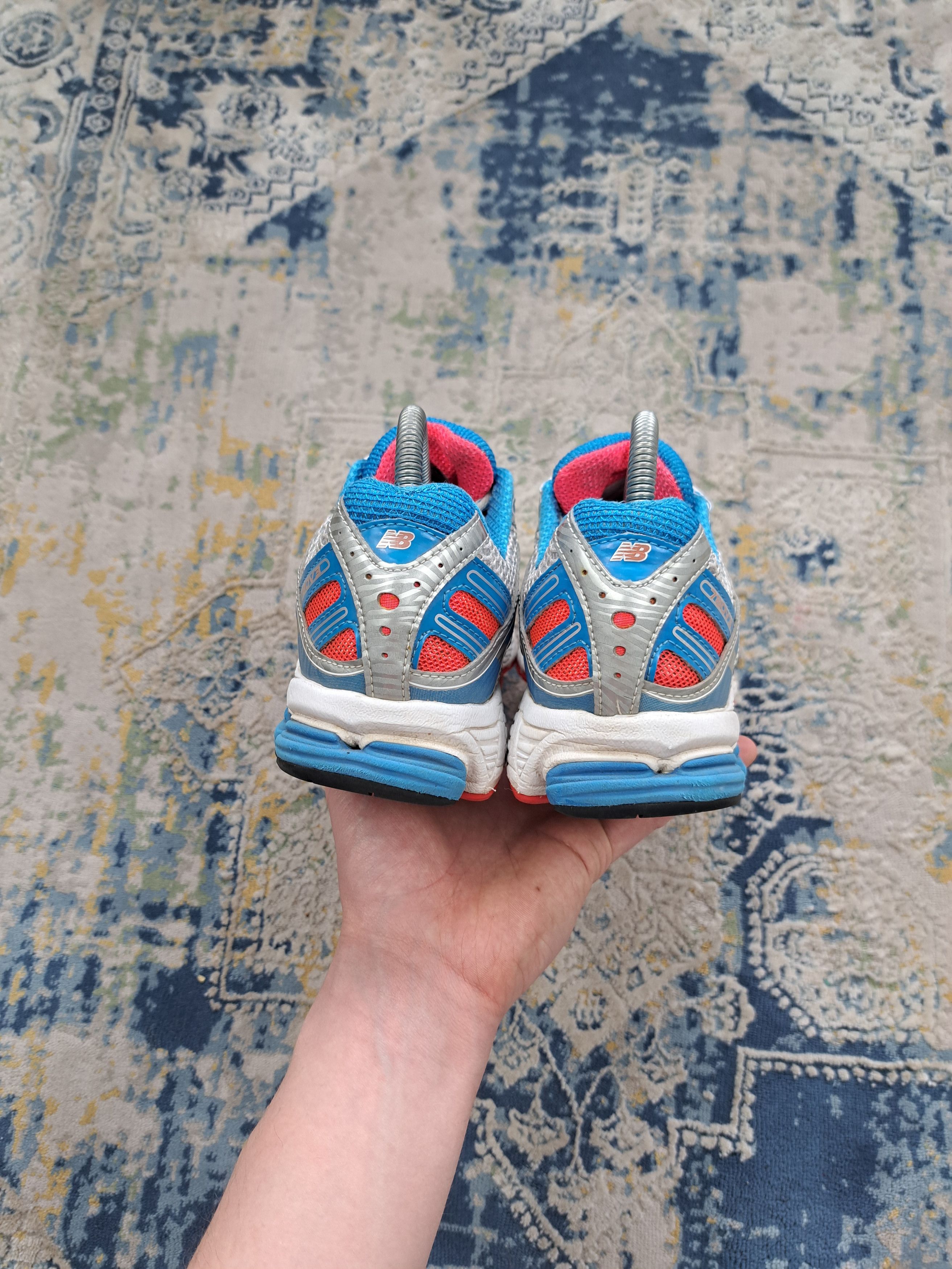 New Balance New Balance 780v3 y2k Sneakers Dad's Shoes Gorpcore Running Size US 9 / IT 39 - 8 Thumbnail