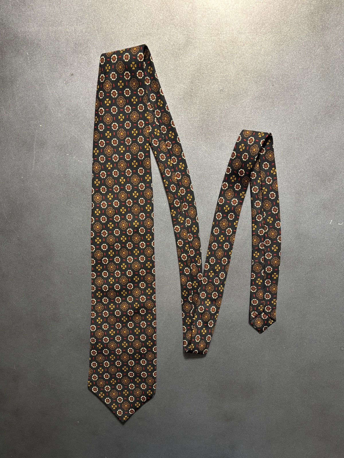 Pierre Cardin 1970s Pierre Cardin Tie Vintage Silk Necktie Pattern Paris Size ONE SIZE - 9 Thumbnail