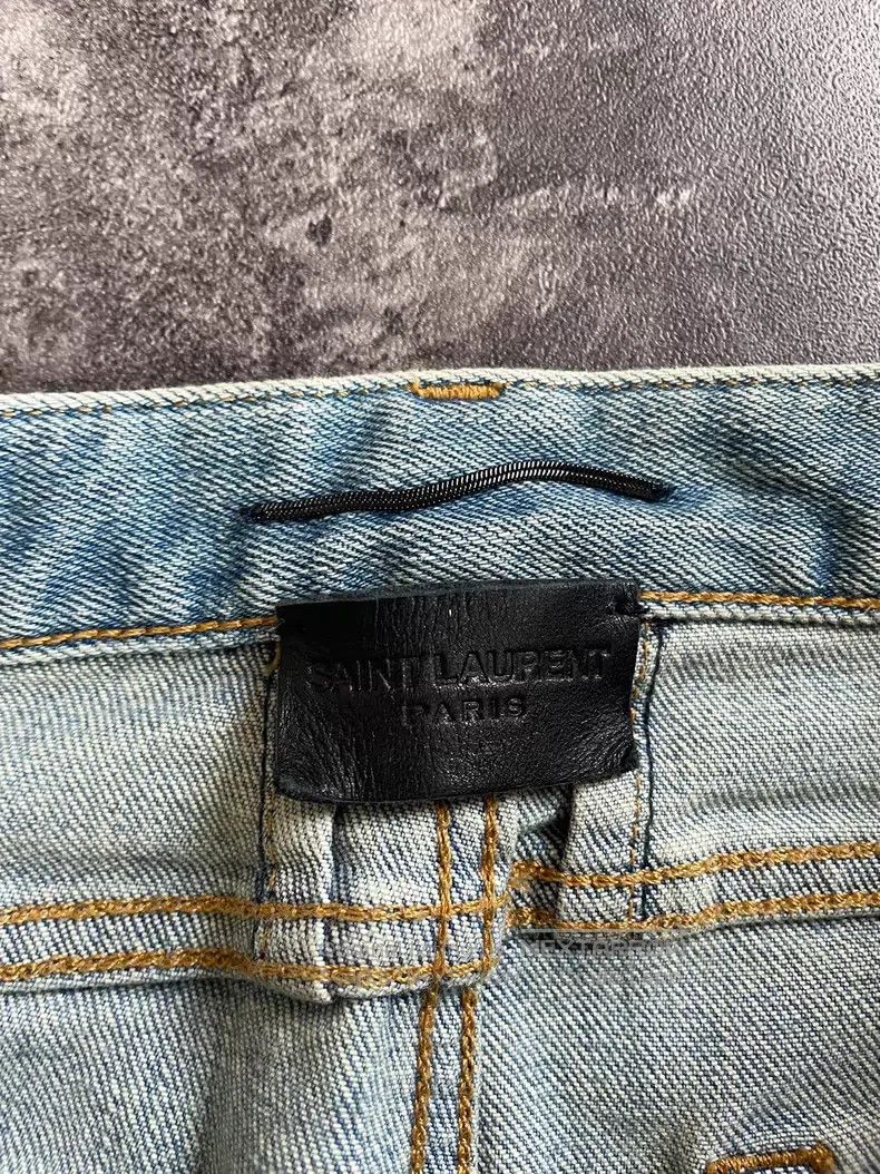 Saint Laurent Paris Saint Laurent Paris Light Blue Faded Cat Whisker Single Kn Size US 27 - 7 Thumbnail