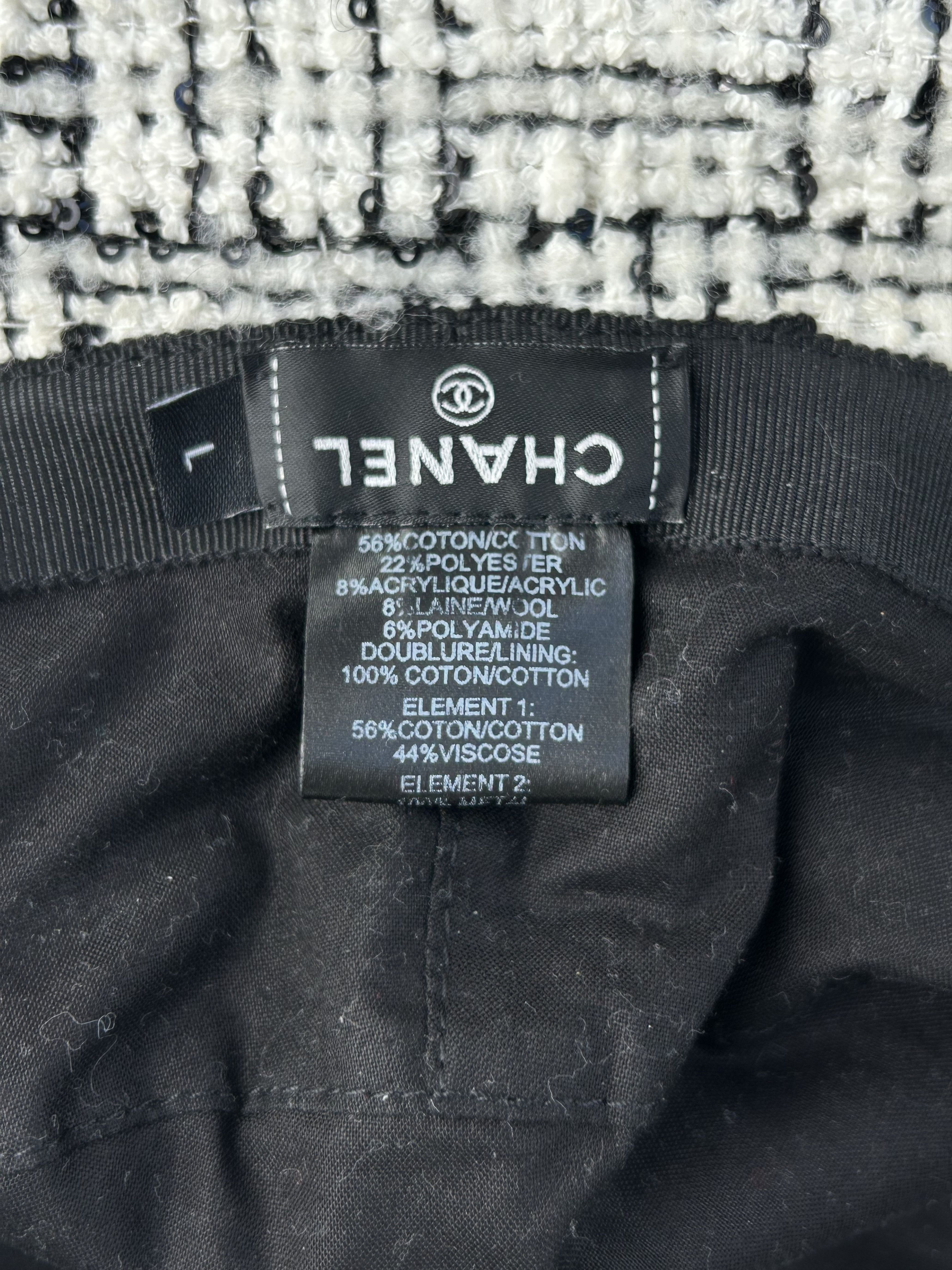 Chanel Chanel White & Black CC Logo Tweed Bucket Hat Size ONE SIZE - 7 Thumbnail