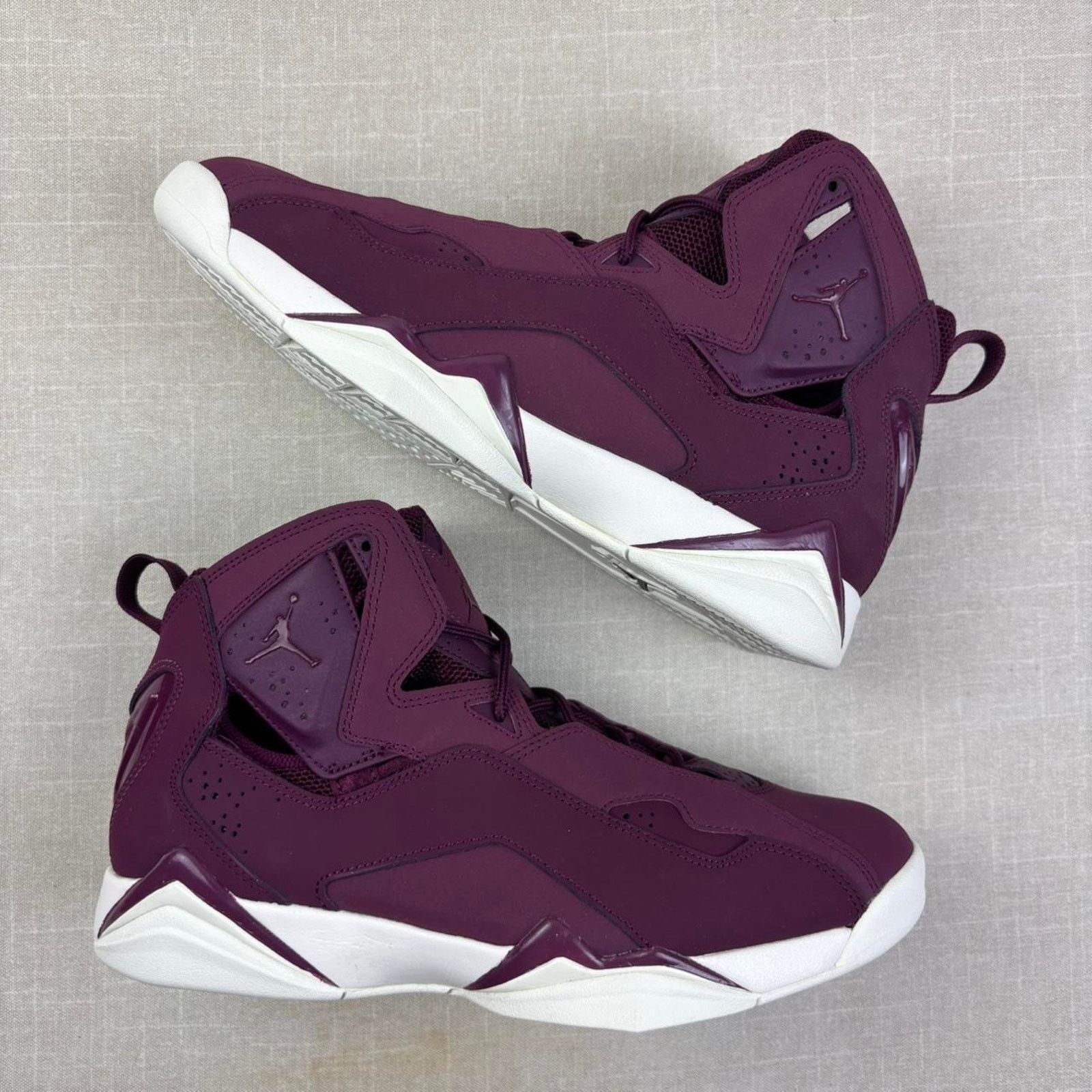 Jordan Brand 🍷 2018 Jordan True Flight “Bordeaux” 9M Size US 9 / EU 42 - 2 Thumbnail
