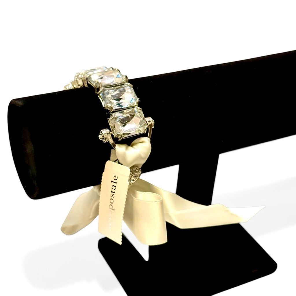 Aeropostale AEROPOSTALE Ivory Satin Bow Crystal Bracelet | NWT Size ONE SIZE - 5 Thumbnail