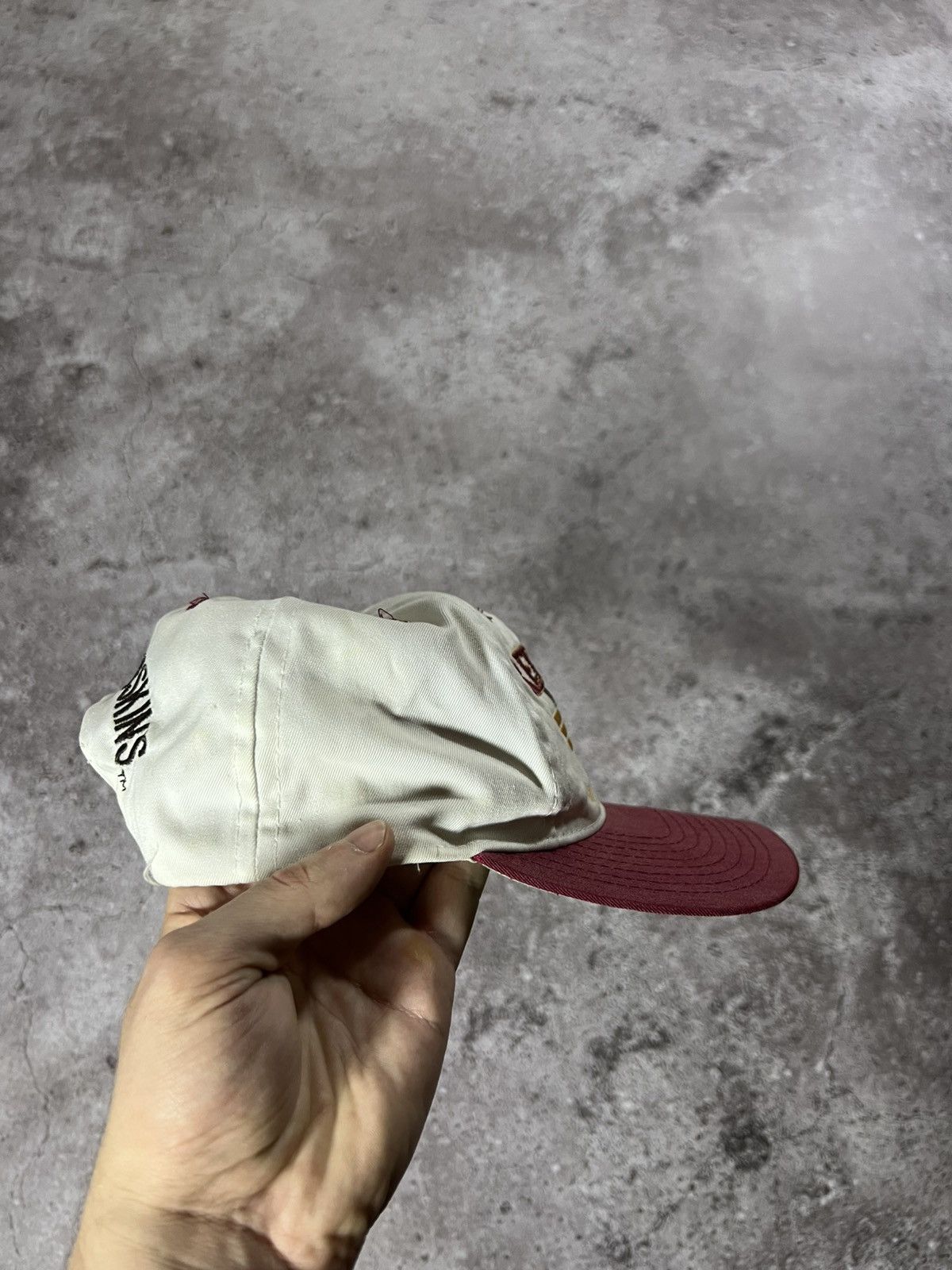 NFL Vintage Washington Redskins Cap Hat Bulls Buffalo Bills Size ONE SIZE - 5 Thumbnail