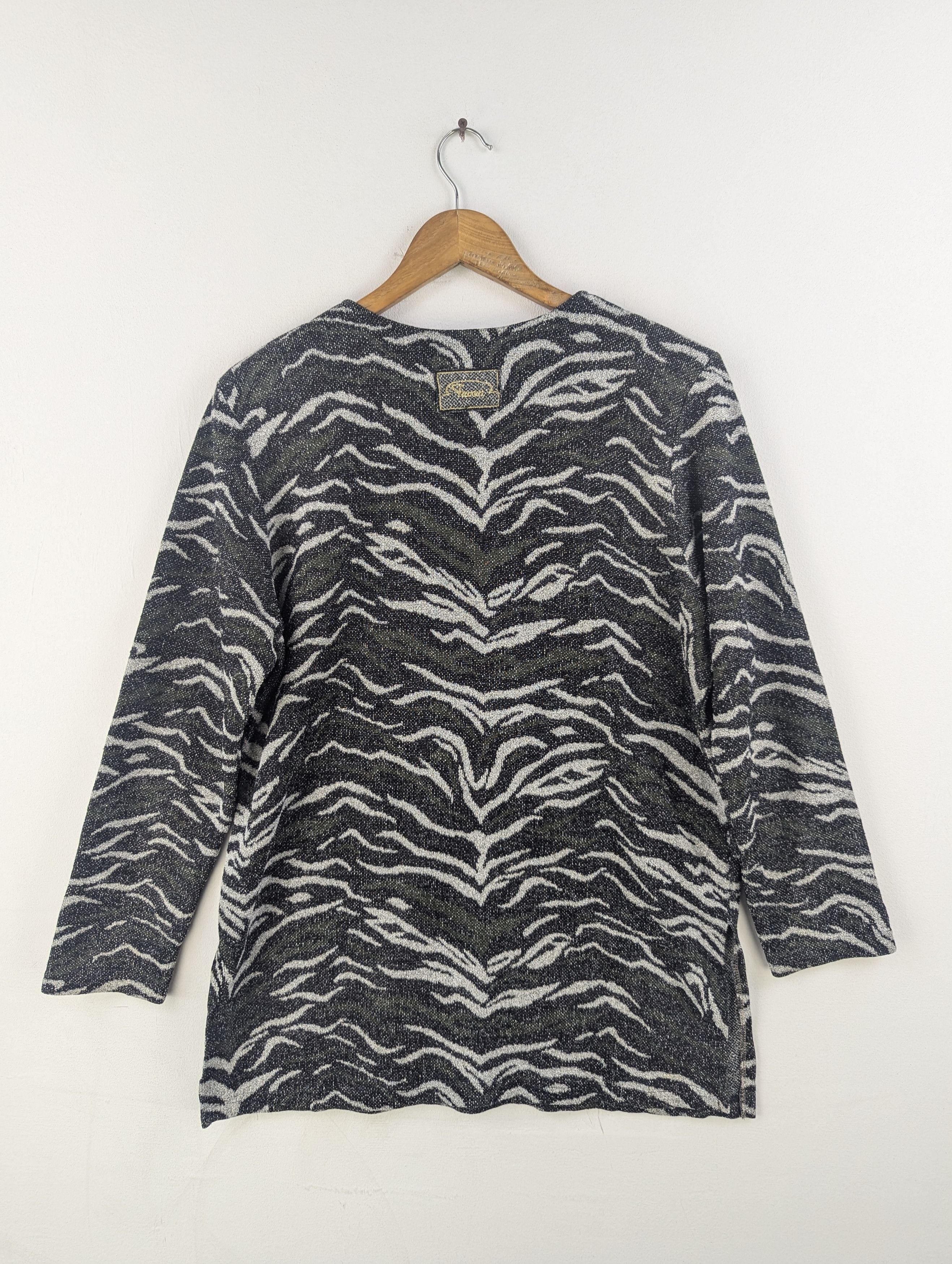 Art Comes First × Japanese Brand × Vintage Vintage Blouse Zebra Pattern Style Size M / US 6-8 / IT 42-44 - 9 Thumbnail