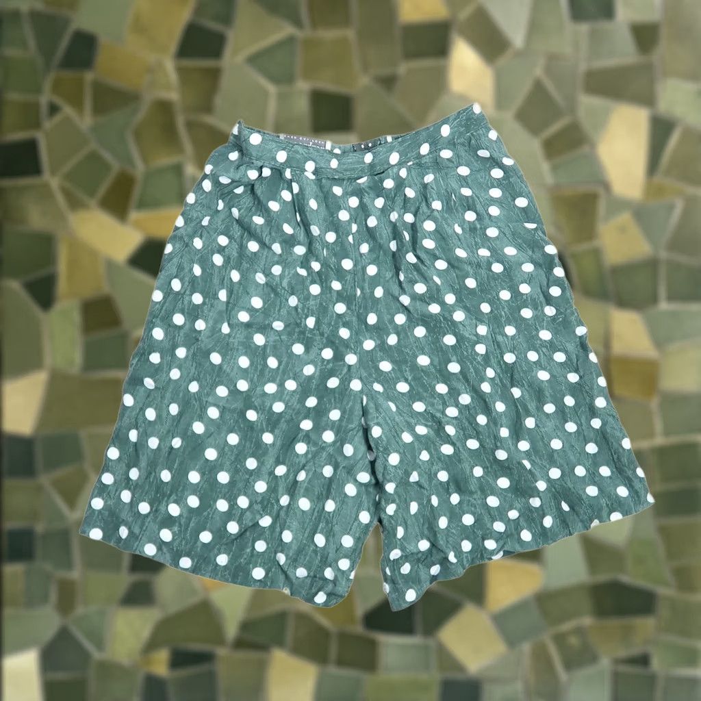 Vintage VINTAGE 90s Green and White Polka Dot High Waist Flowy Shorts M Womens Casual African? Size 32" / US 10 / IT 46 - 1 Thumbnail