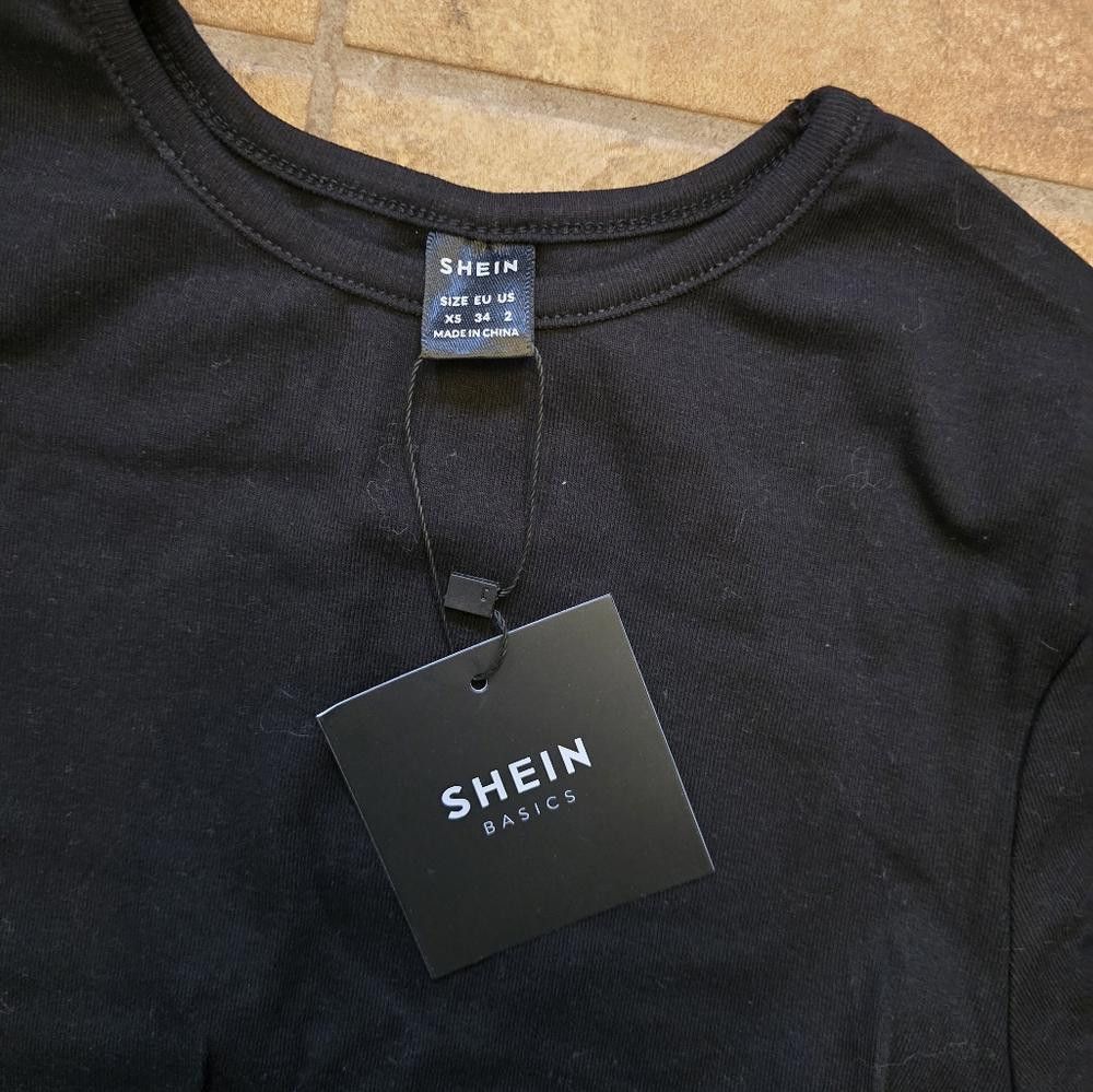 Shein Black Classic Cropped SHEIN Short Sleeve Size XS / US 0-2 / IT 36-38 - 3 Thumbnail