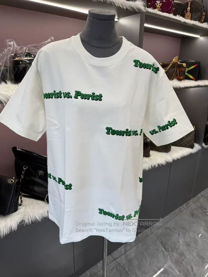 Louis Vuitton Louis Vuitton Letter Flock Print T-Shirt Size US XL / EU 56 / 4 - 3 Thumbnail
