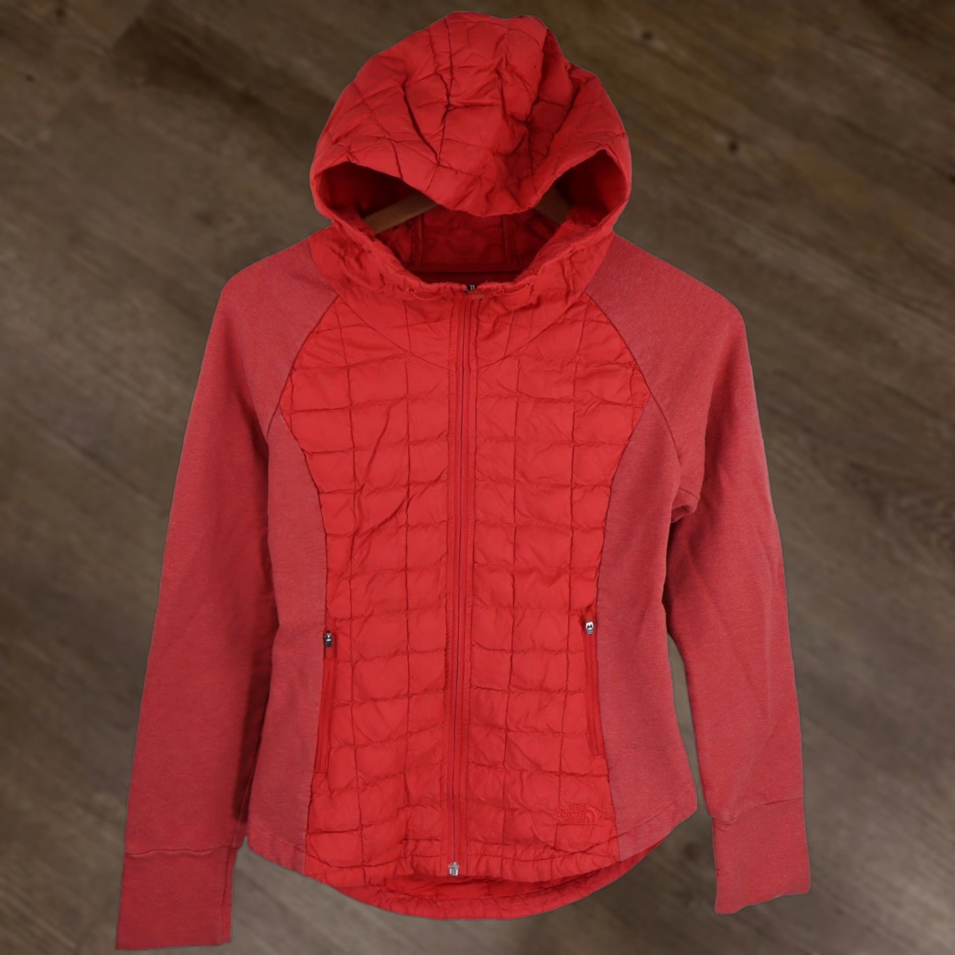 The North Face The North Face Endeavor Puffer Jacket Womens XS Pink Thermoball Hooded Slim Zip Pocket Windproof Size XS / US 0-2 / IT 36-38 - 1 Thumbnail