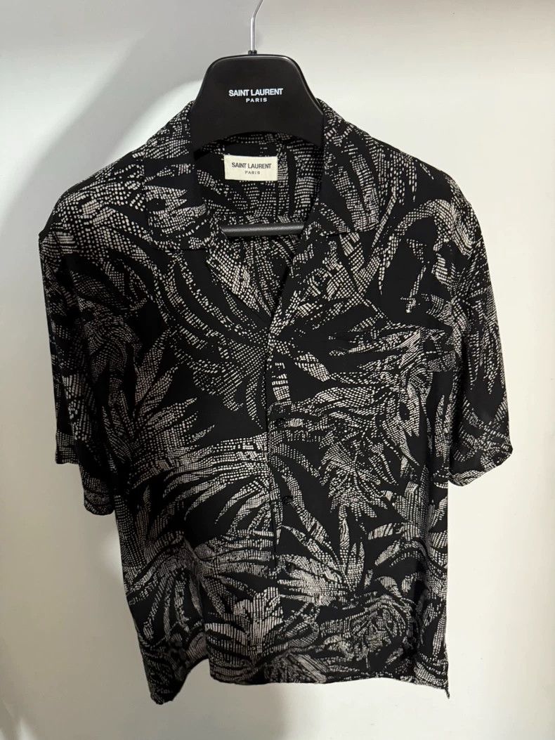 Saint Laurent Paris Saint Laurent Paris size 38 shirt 2505-Nextarrow Size US M / EU 48-50 / 2 - 1 Thumbnail