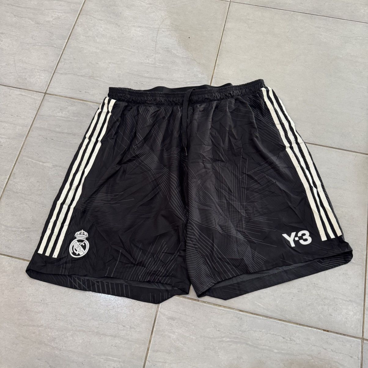 adidas Y-3 x Real Madrid ハーフパンツ ☆adidas☆Y-3 REAL MADRID SHORTS ショートパンツ☆追跡可