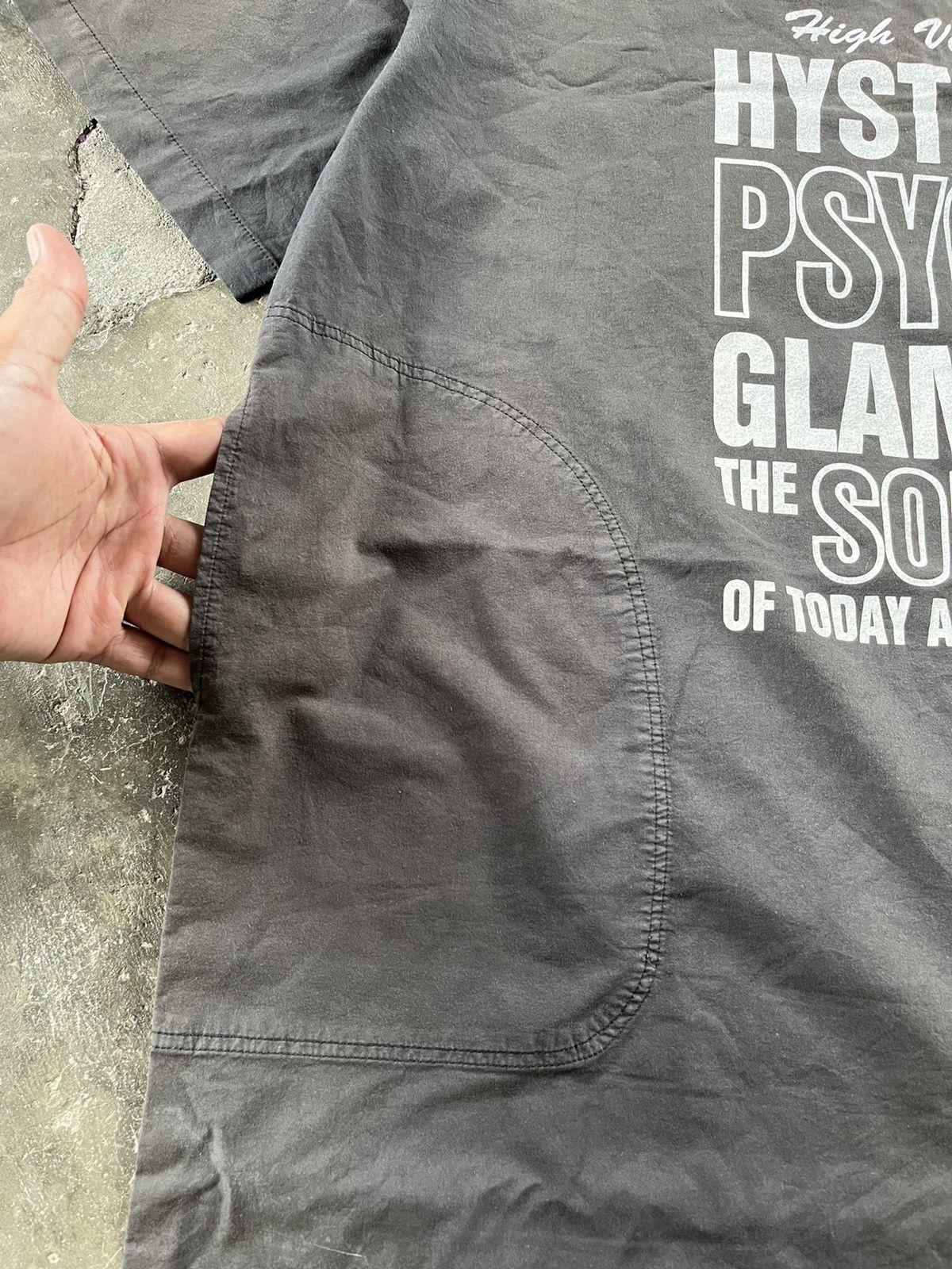Hysteric Glamour ⚡️RARE⚡️Hysteric Glamour iconic Logo Baggy Shirts Size US XL / EU 56 / 4 - 2 Thumbnail