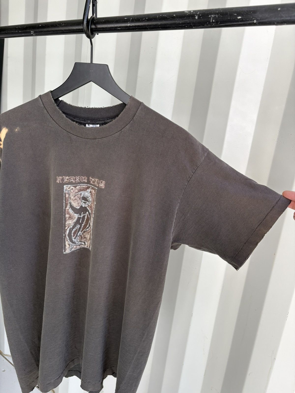 Band Tees Pearl Jam Thrashed Sun Faded Distressed Shirt GRUNGE Band Size US XL / EU 56 / 4 - 2 Thumbnail