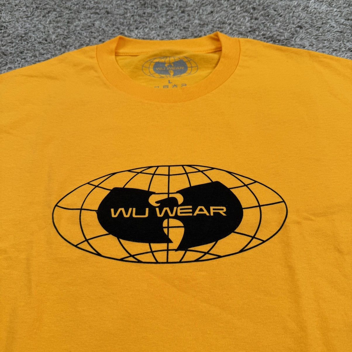 Wu-Tang Clan 🔴Wu-Wear Shirt Size Large WuTang Yellow Rza Gza Wu-Tang Clan Size US L / EU 52-54 / 3 - 10 Thumbnail