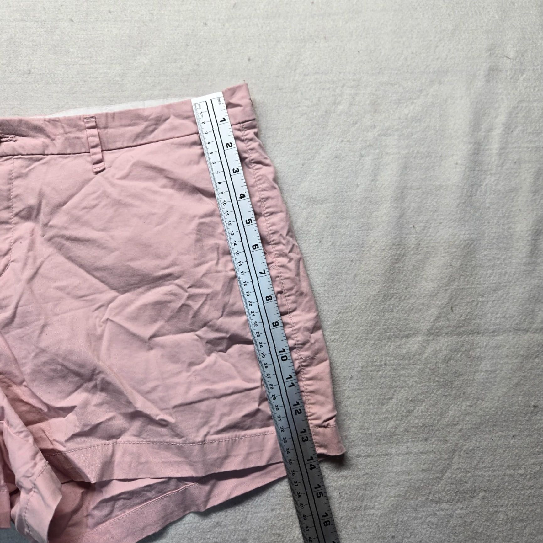 Old Navy Old Navy Shorts Women 14 Pink Solid Shorty Adult Size 14 Womens Shorts Pink 14 Old Navy Shorty Shorts Size 36" / US 14 / IT 50 - 4 Thumbnail