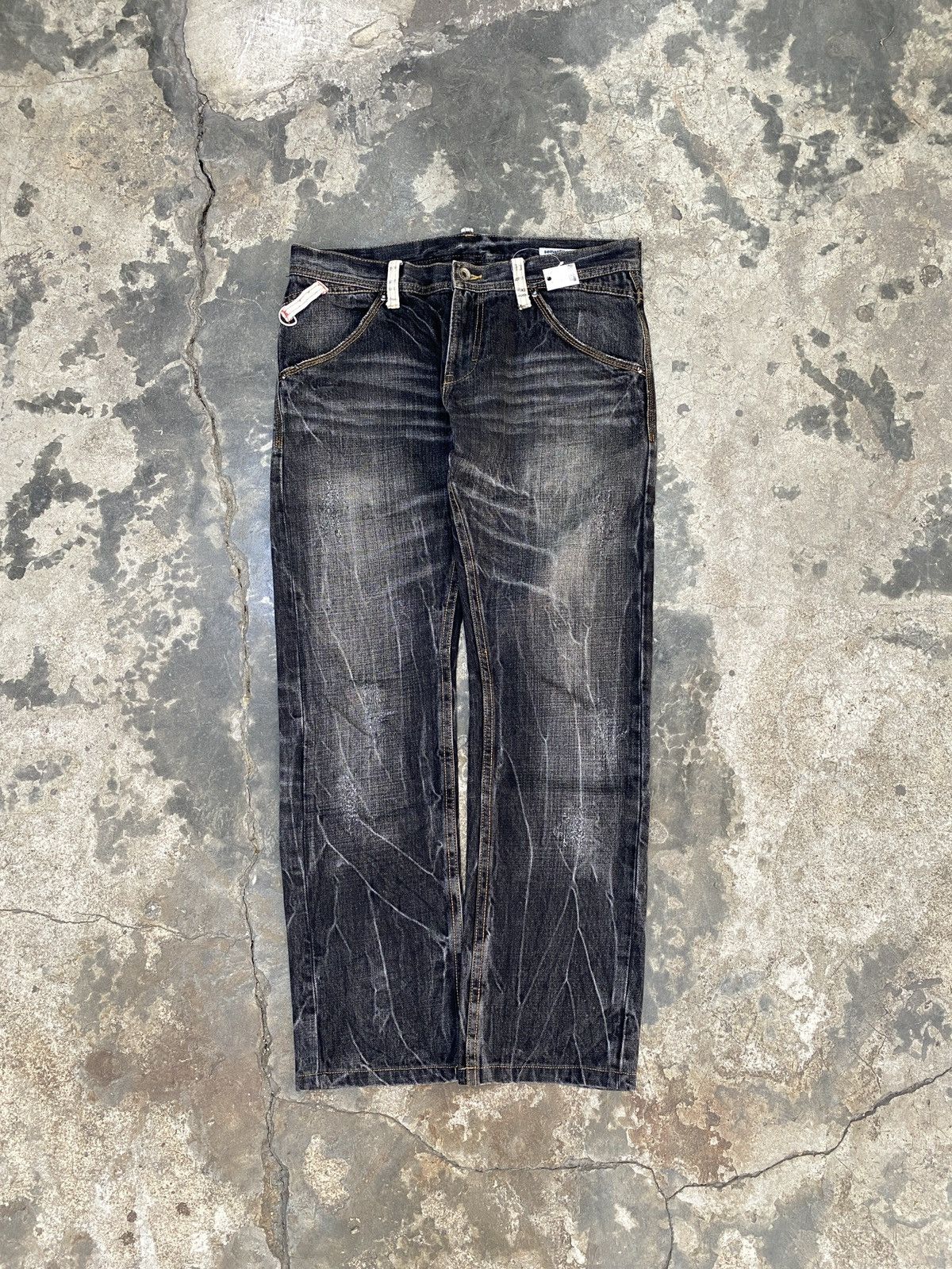 semanticdesign Semantic Design Distressed Harajuku Tigerskin Size US 35 - 2 Thumbnail