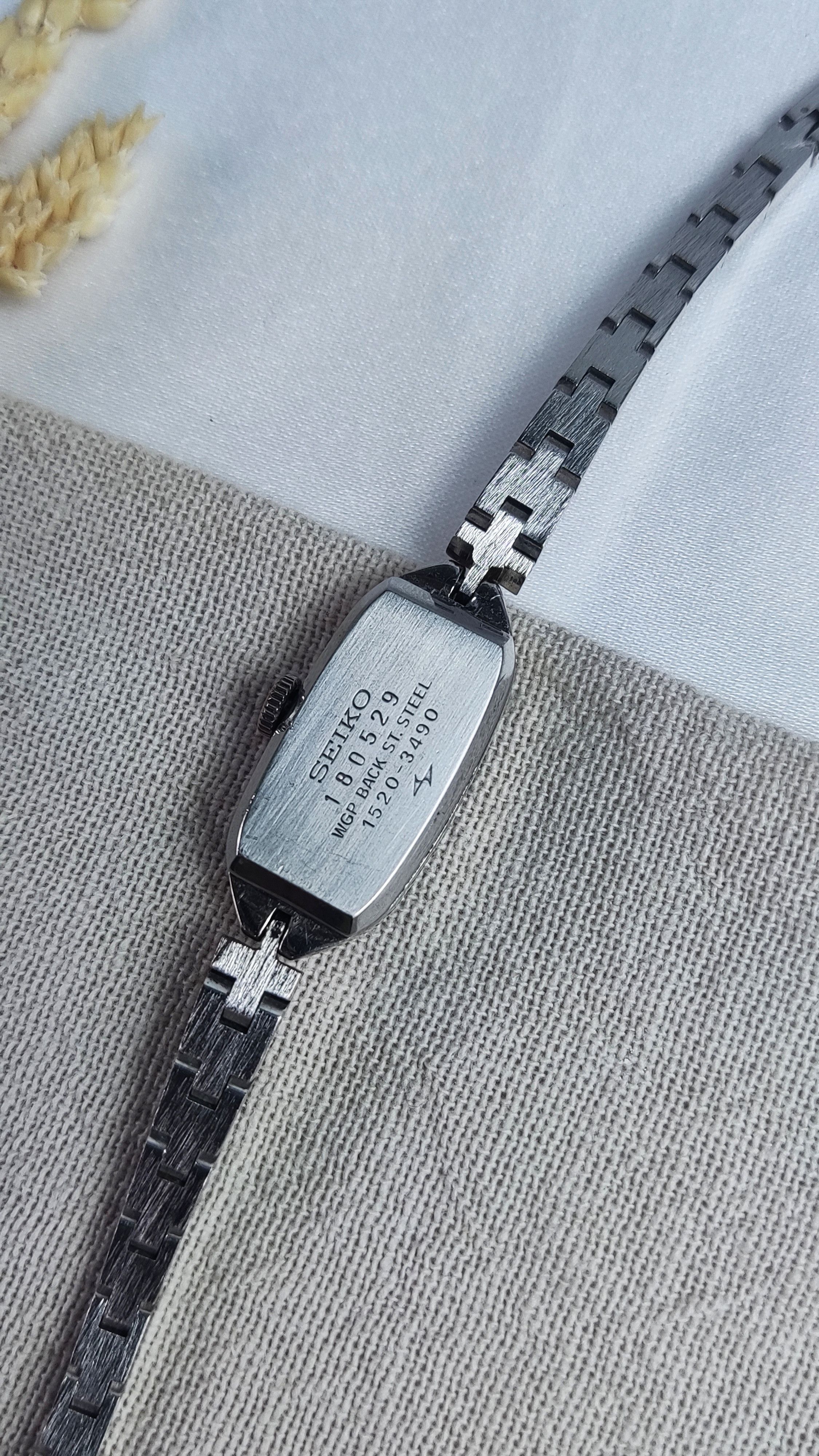 Seiko SEIKO CAPSULE WHITE GOLD PLATED LADIES✨ Size ONE SIZE - 2 Thumbnail
