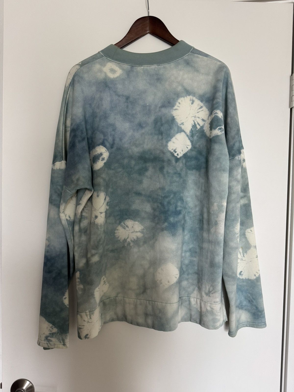Acne Studios Acne Studios Bleach Sweatshirt (Size L) Size US L / EU 52-54 / 3 - 2 Thumbnail