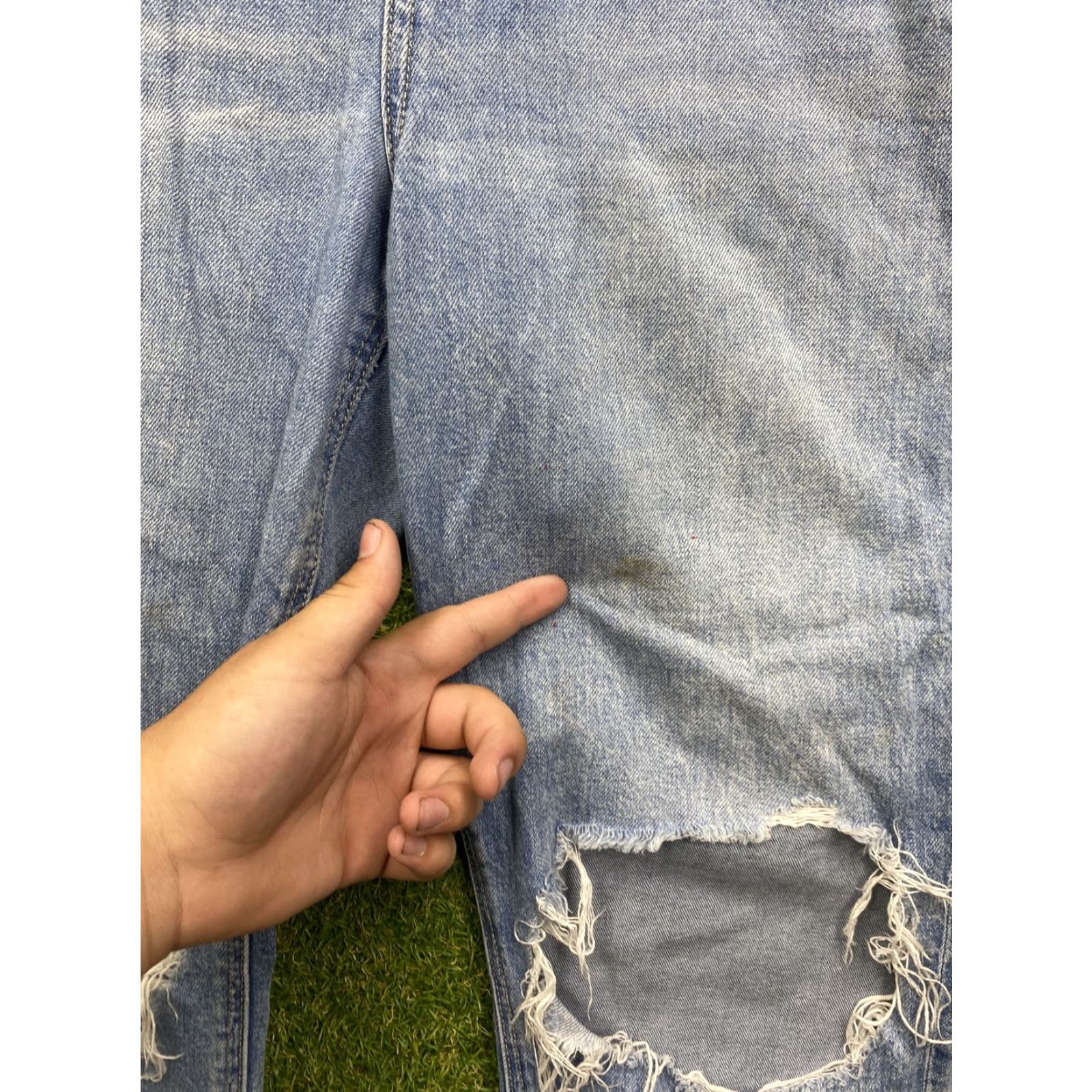 Vintage American Eagle Jeans Womens 12 Blue Distressed Ripped High Rise Denim Mom Size 34" / US 12 / IT 48 - 2 Thumbnail