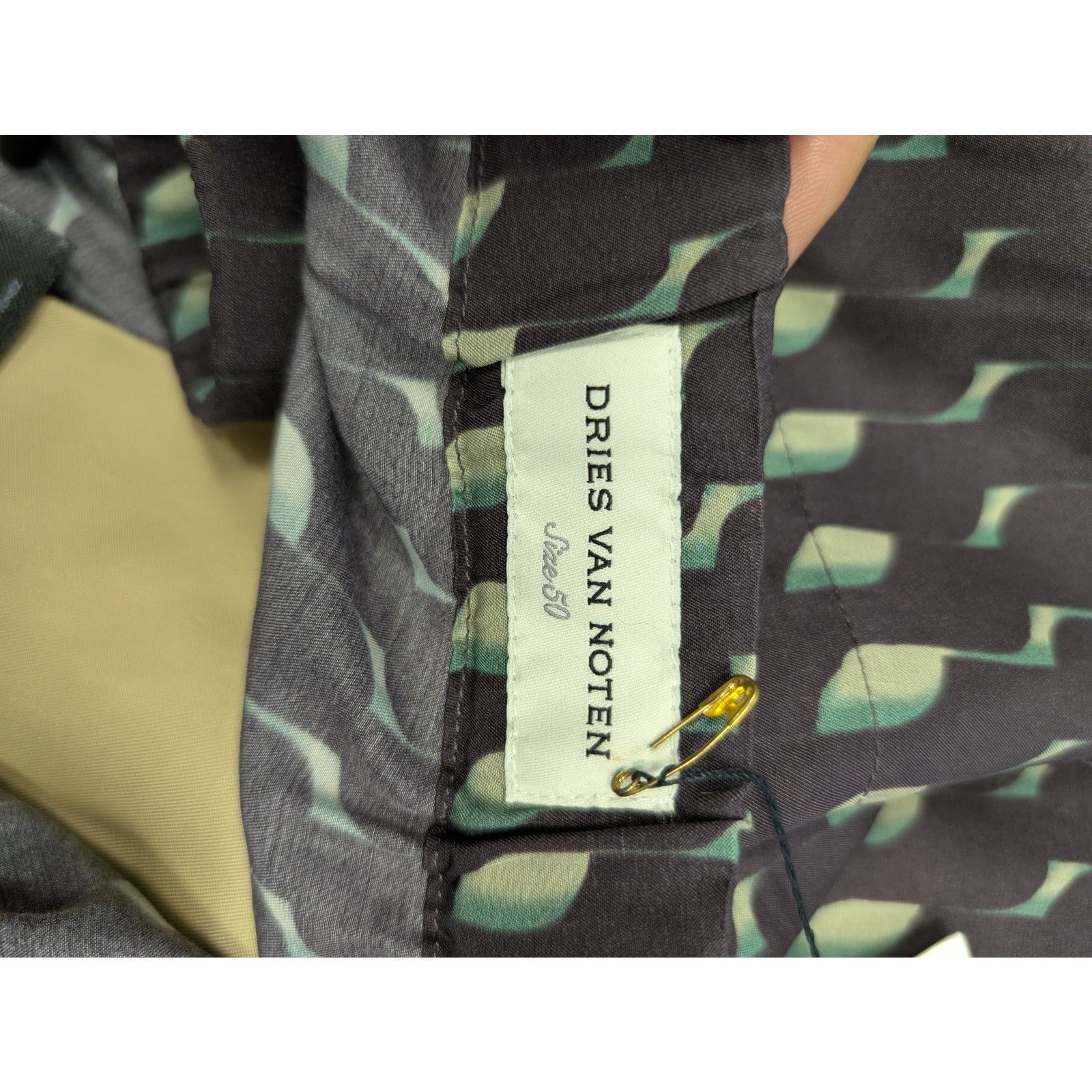 Dries Van Noten o1rshd1 Piperi Shorts in Multicolor Size US 34 / EU 50 - 11 Thumbnail