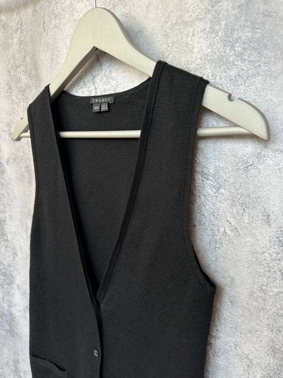 Theory Theory Carrano Harmonize 100% Wool Black Button Vest Sweater Size M / US 6-8 / IT 42-44 - 6 Thumbnail
