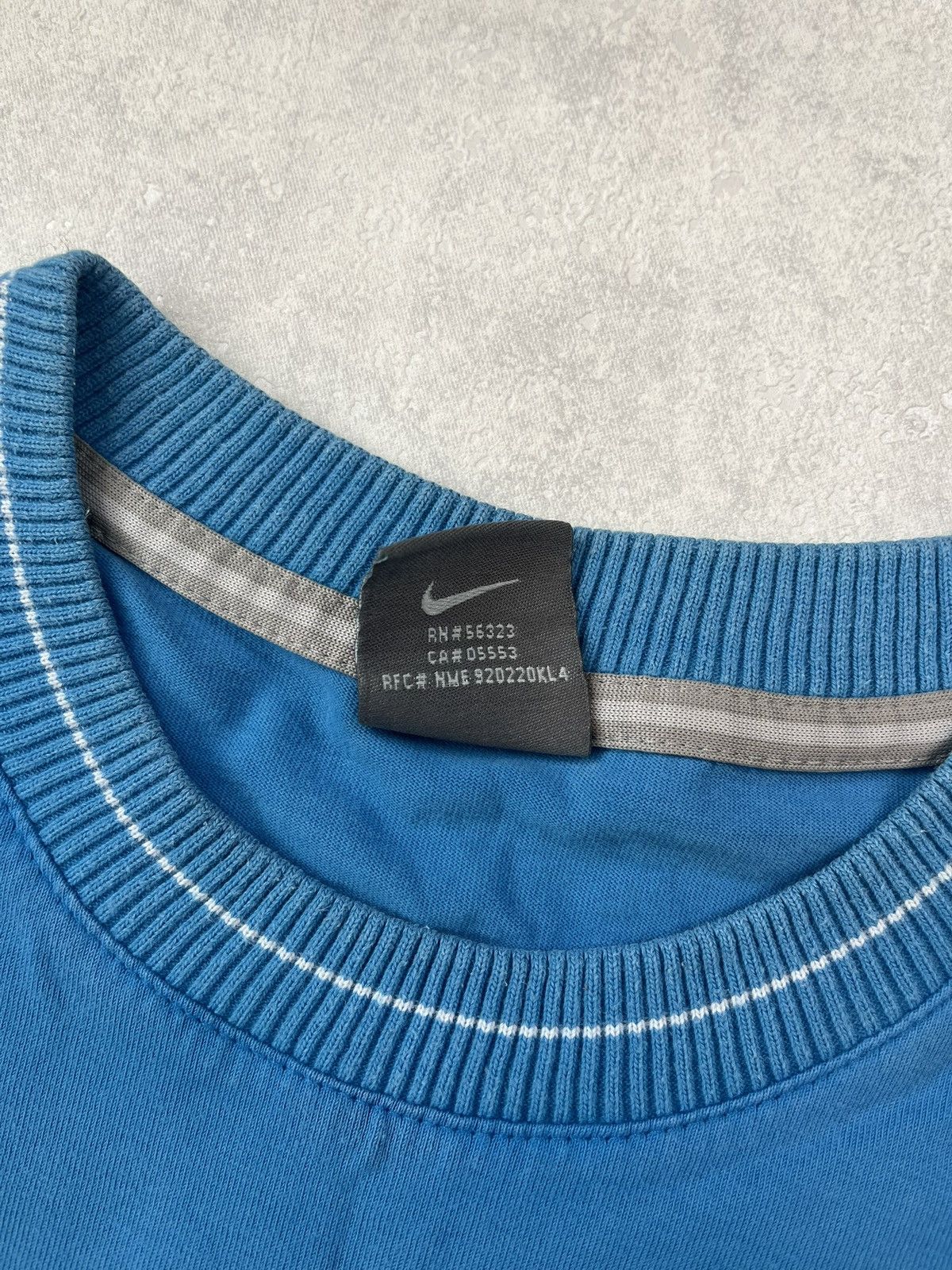Nike × Vintage 90s Nike Spellout Embroidered Logo Vintage Y2K Tee T-Shirt Size US XL / EU 56 / 4 - 4 Thumbnail