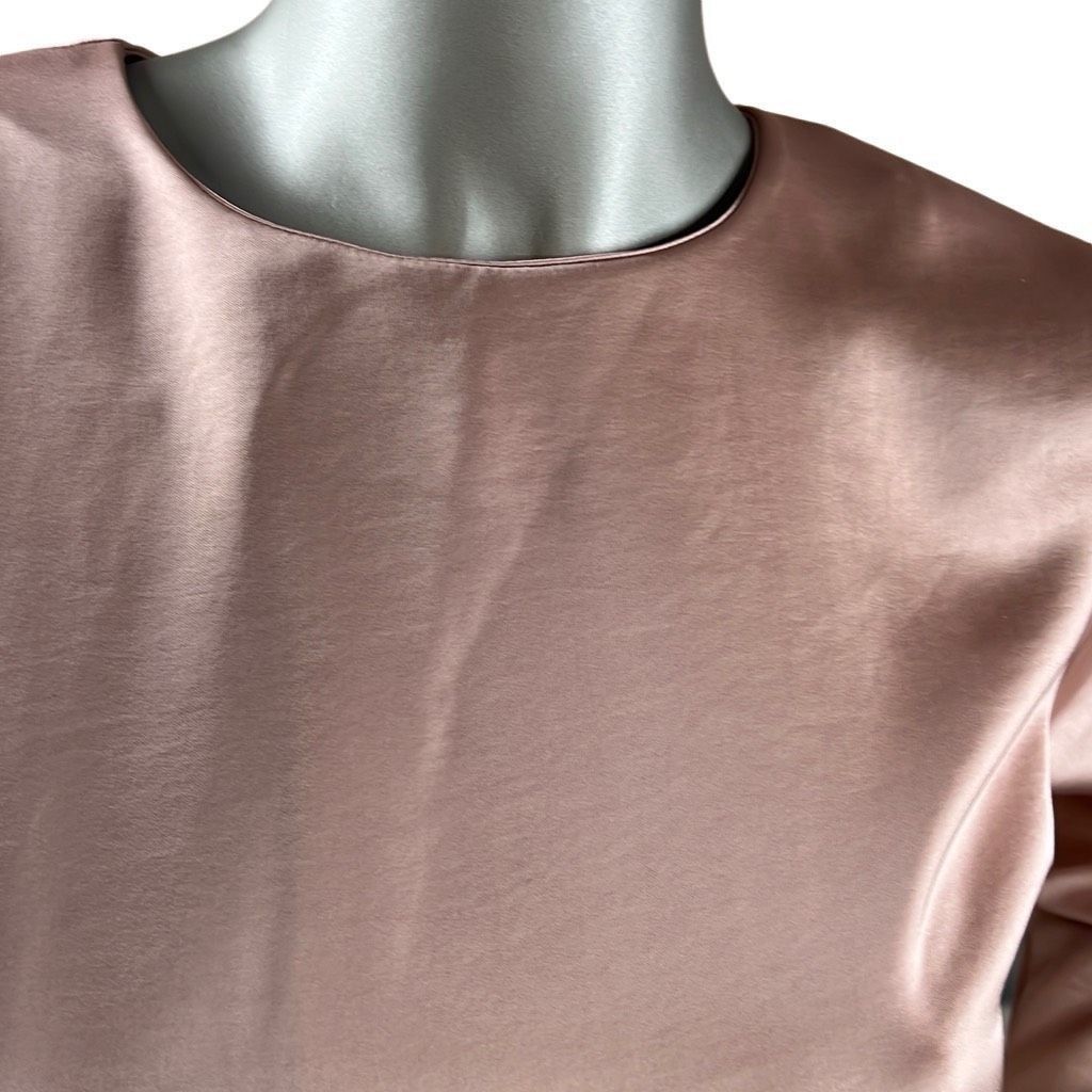 Blush NWT SOALLURE Satin Blush Long Trapeze Dress (004) Size M / US 6-8 / IT 42-44 - 11 Thumbnail