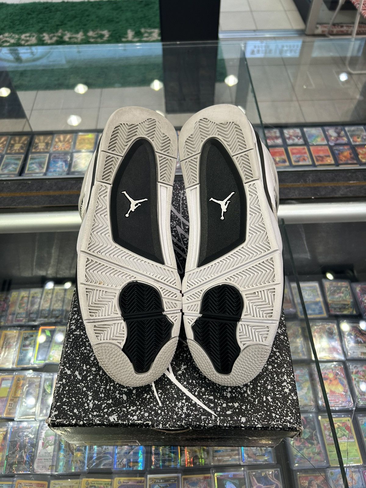 Jordan Brand Jordan 4 Millitary Black Size US 12 / EU 45 - 10 Thumbnail