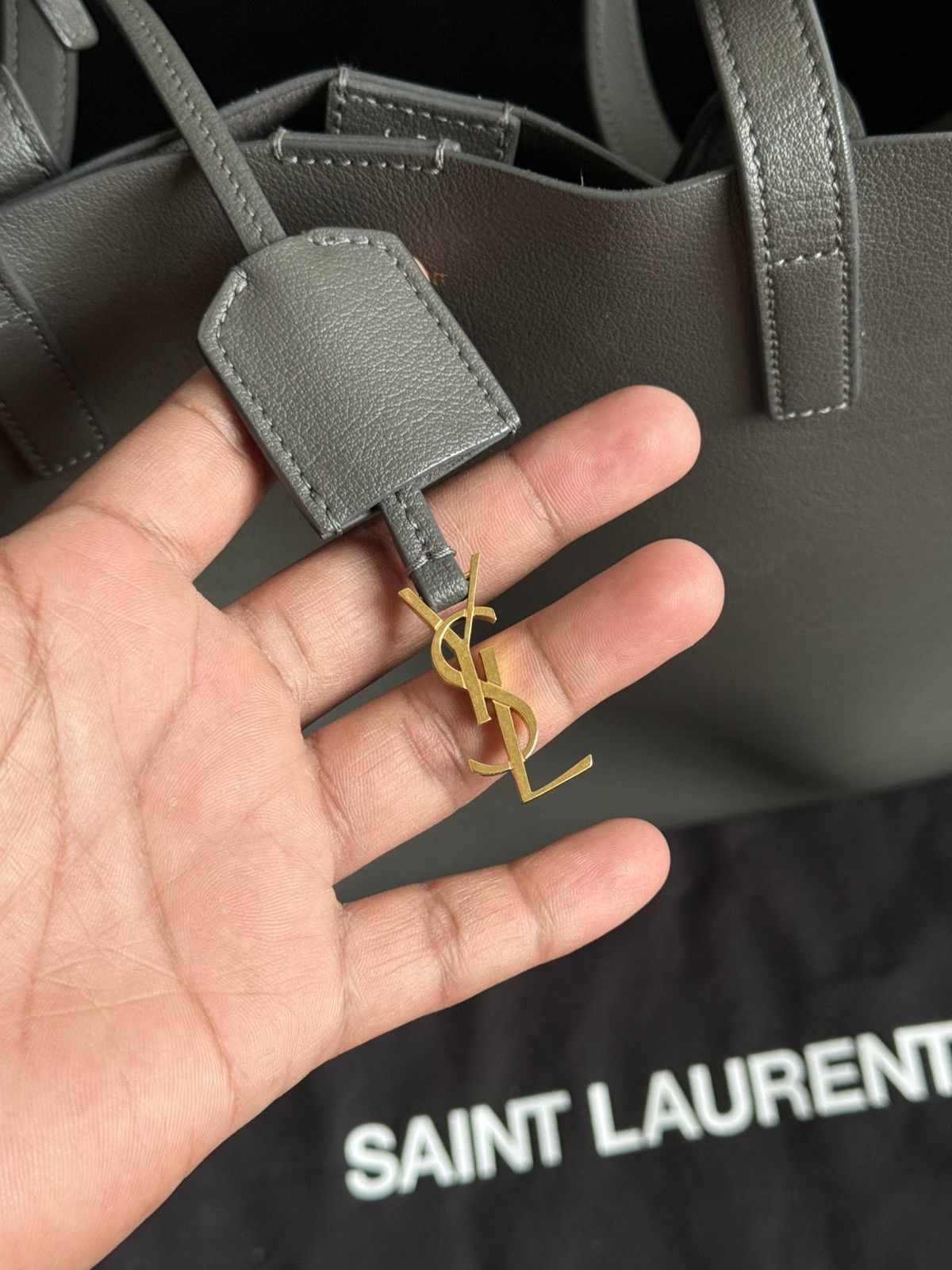 Saint Laurent Paris Saint laurent paris e/w leather tote bag Size ONE SIZE - 5 Thumbnail