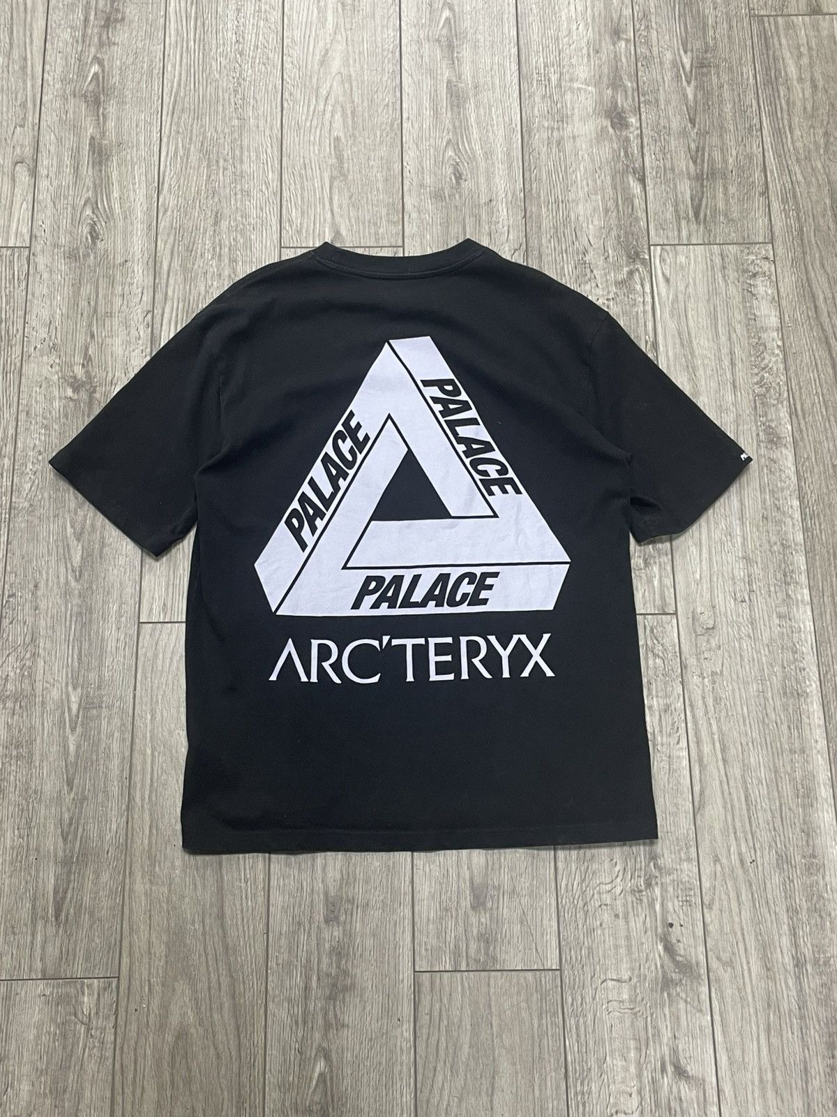 Arc'teryx × Palace Palace Arc’teryx Size Medium Size US M / EU 48-50 / 2 - 3 Thumbnail