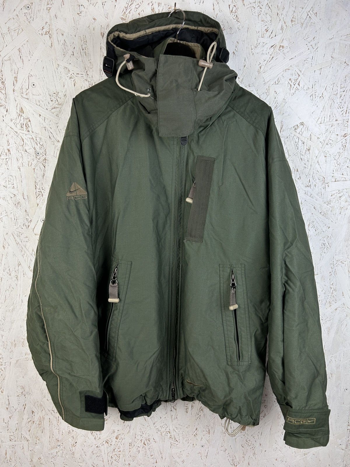 Nike ACG 90s Vintage Nike ACG Techwear Outdoor Rare Jacket Size US L / EU 52-54 / 3 - 1 Thumbnail