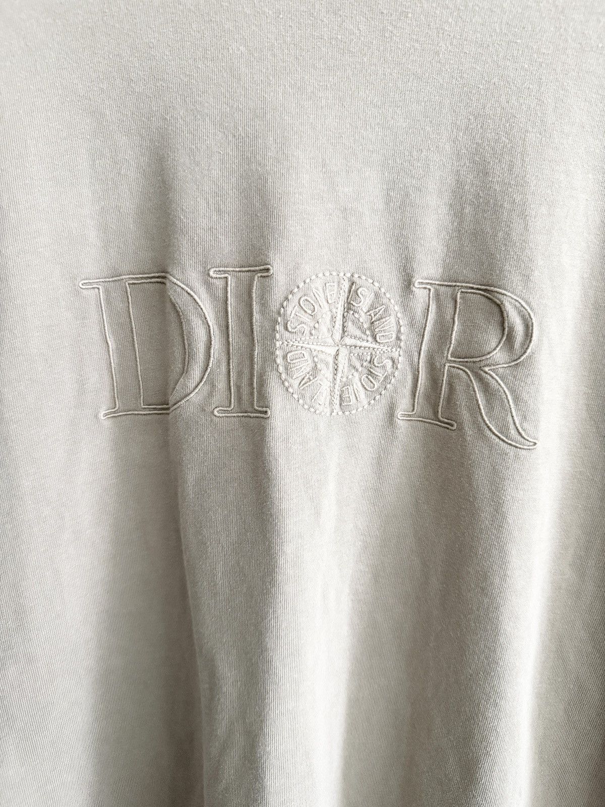 Dior × Stone Island STEAL! Dior x Stone Island Center Jumbo Logo Tee (L) Size US L / EU 52-54 / 3 - 3 Thumbnail