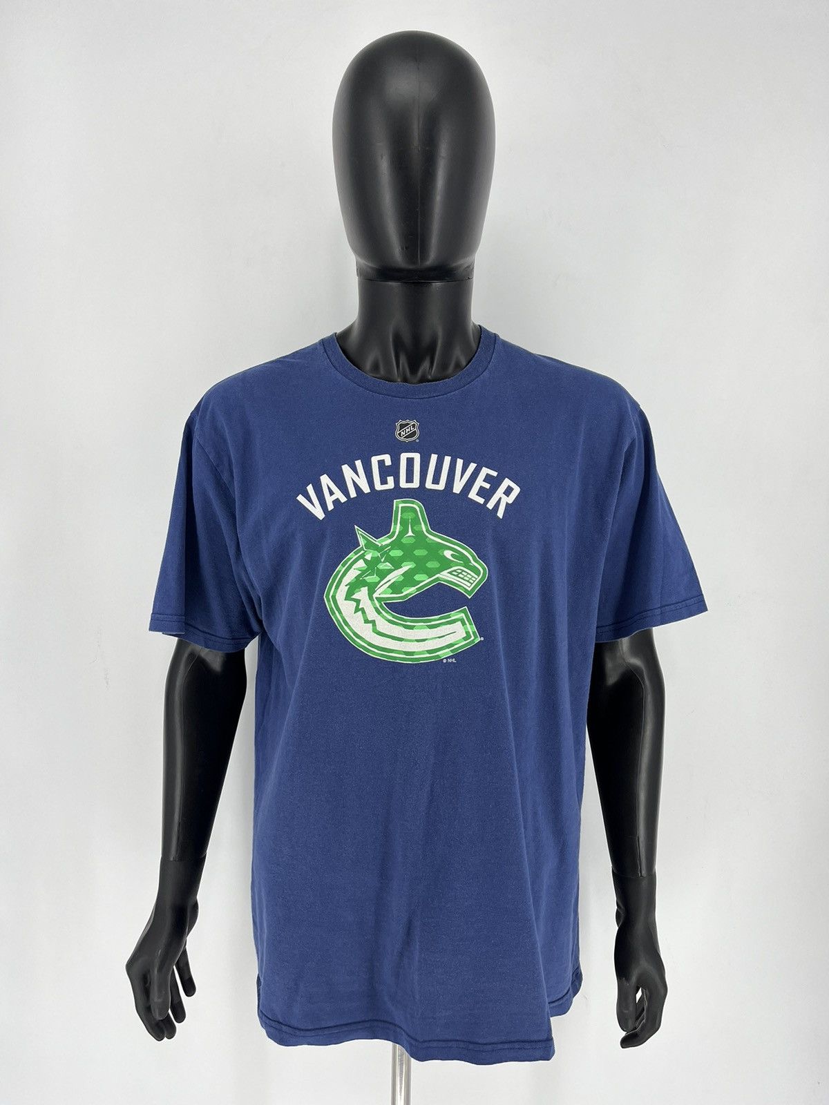 Reebok Reebok NHL T SHIRT Vancouver Canucks Henrik Sedin Size US XL / EU 56 / 4 - 2 Thumbnail