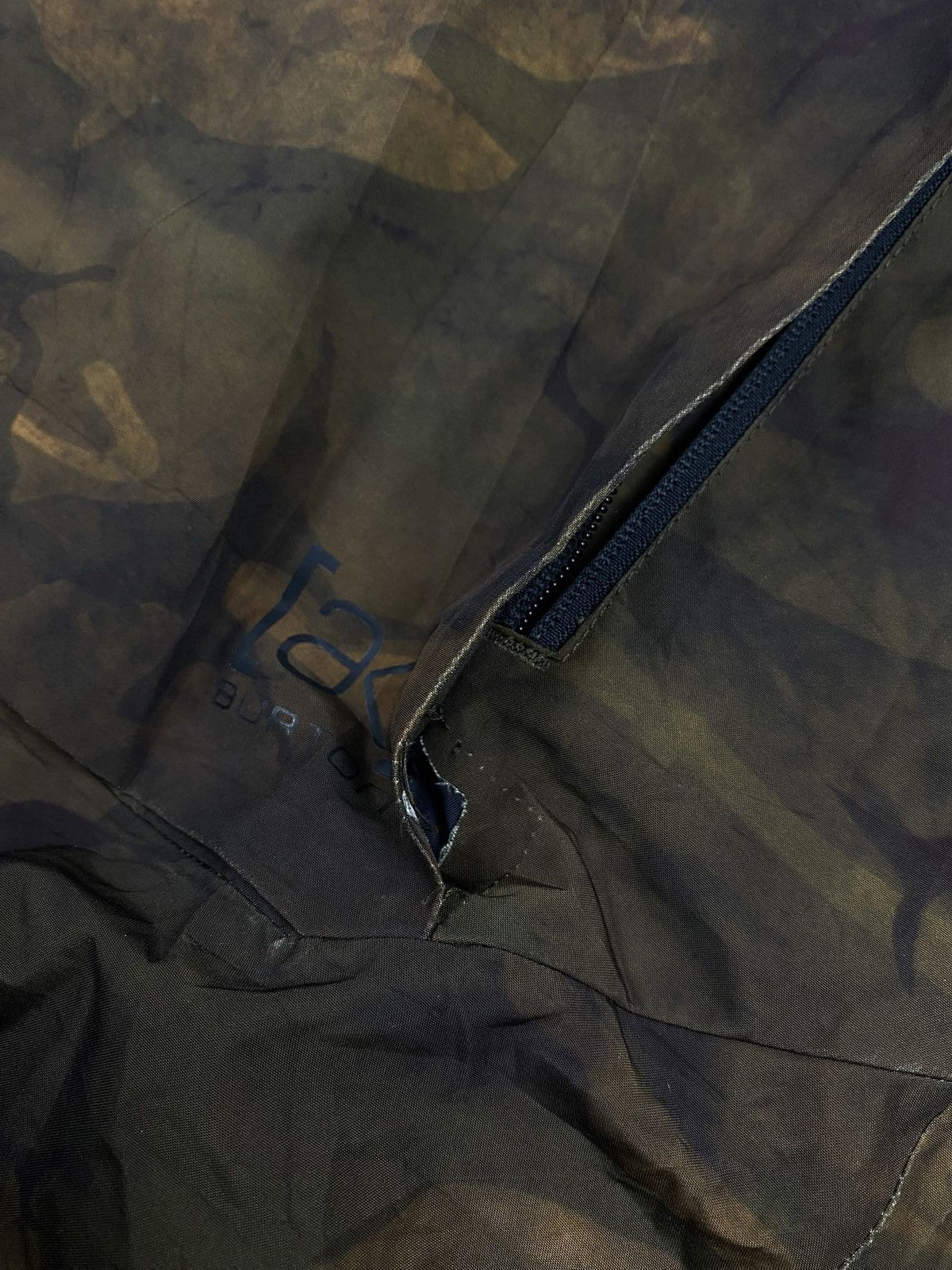 Burton Burton Goretex Jacket Army Gorpcore Size US L / EU 52-54 / 3 - 13 Thumbnail