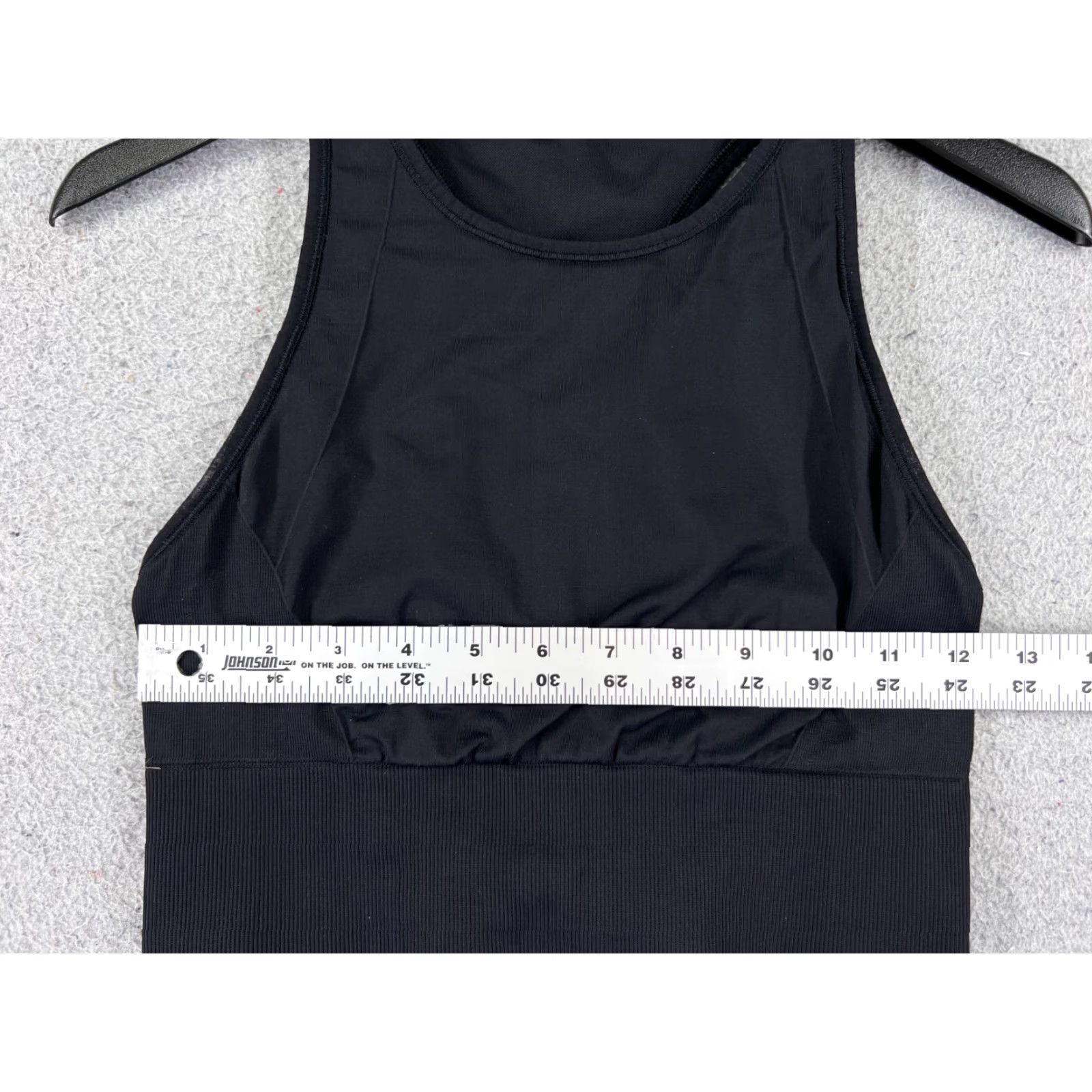 Lululemon Lululemon Shirt Women 6 Black Tank Ebb to Train Bra Medium Support C D High Neck Size M / US 6-8 / IT 42-44 - 6 Thumbnail