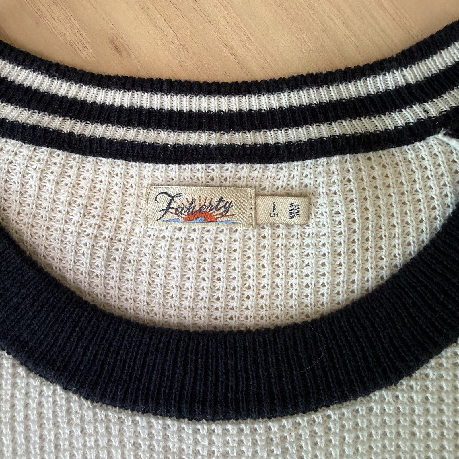 Faherty Faherty Throwback Crewneck Sweater Women's S White Black Size S / US 4 / IT 40 - 8 Thumbnail