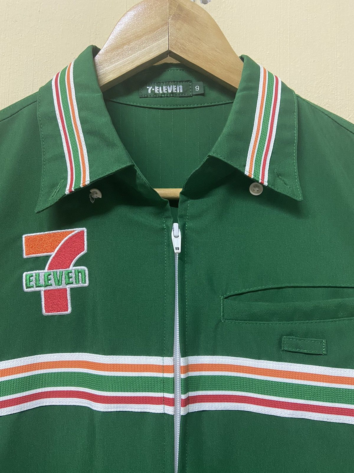 Japanese Brand × Vintage Bundle Deal 2pcs Vintage 7Eleven Zipper Jacket Size US M / EU 48-50 / 2 - 4 Thumbnail