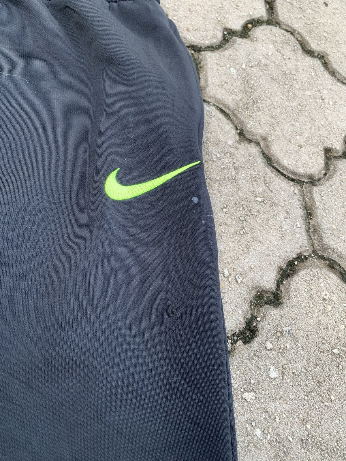 Nike Offer! Nike Dri Fit Track Pants Neon Black Size US 33 - 4 Thumbnail