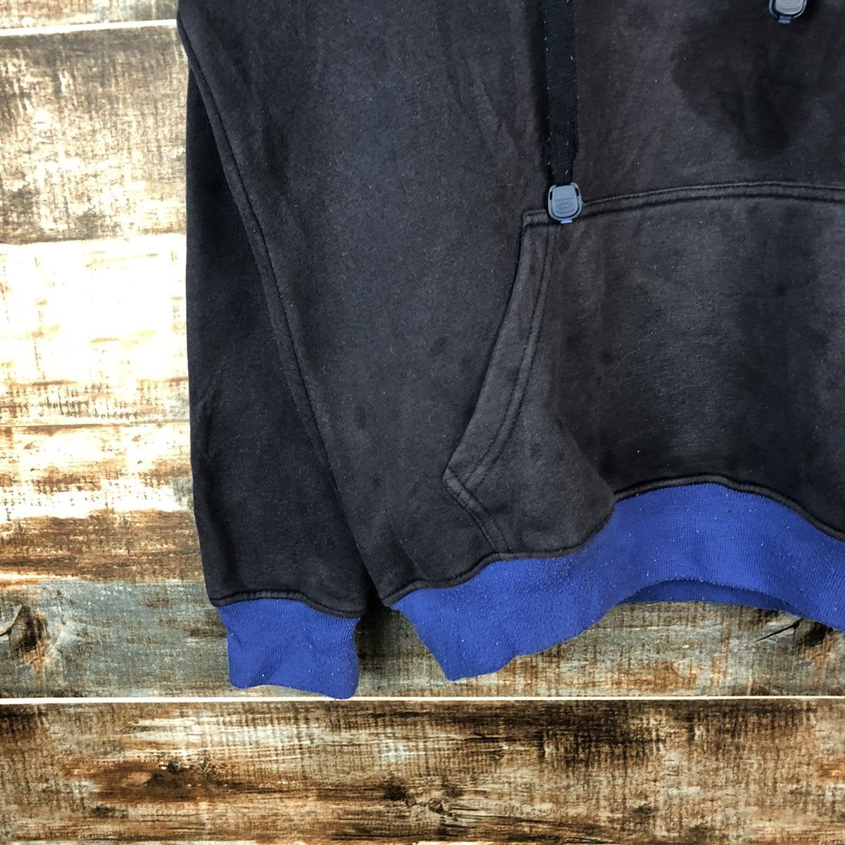 Japanese Brand UOW Black sweatshirt Hoodie #A2030 Size US L / EU 52-54 / 3 - 7 Thumbnail